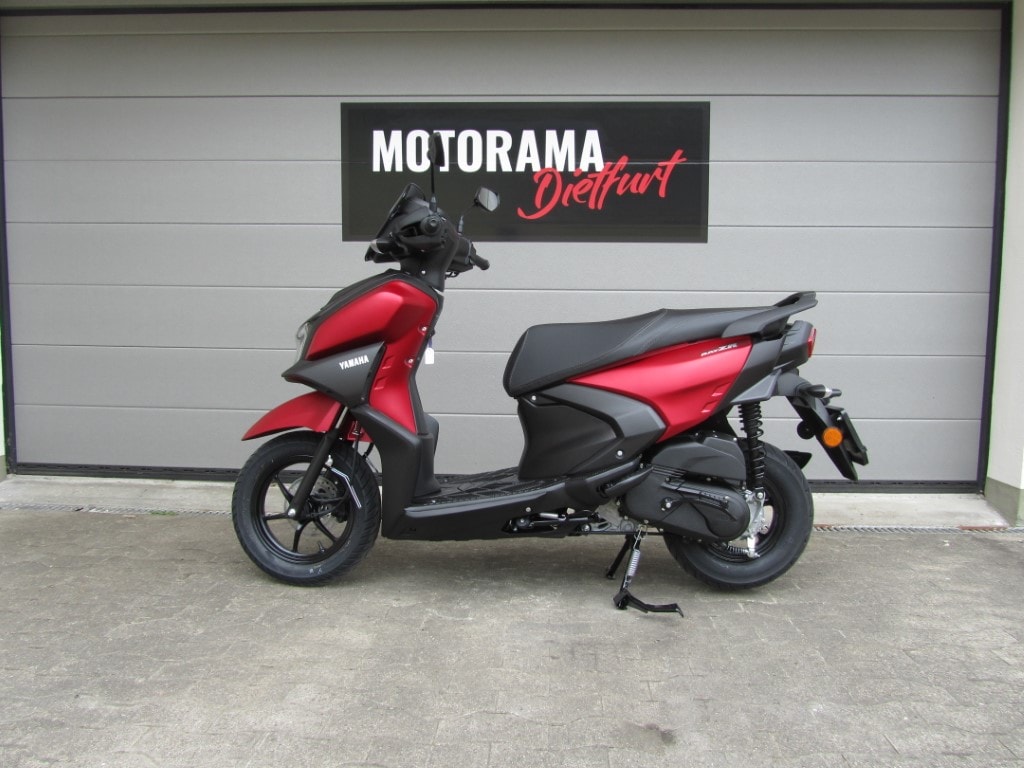 YAMAHA LCG 125 RayZR-image-2