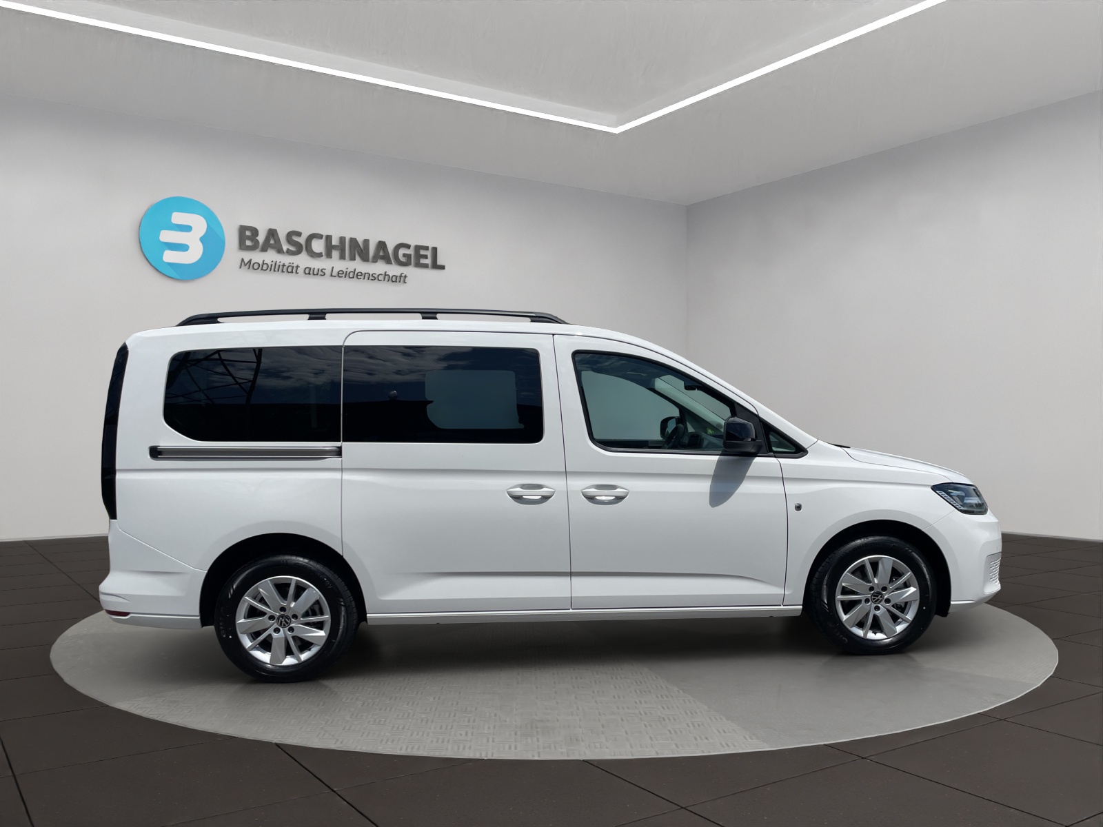 VW Caddy Maxi 2.0 TDI Liberty 4Motion-image-7