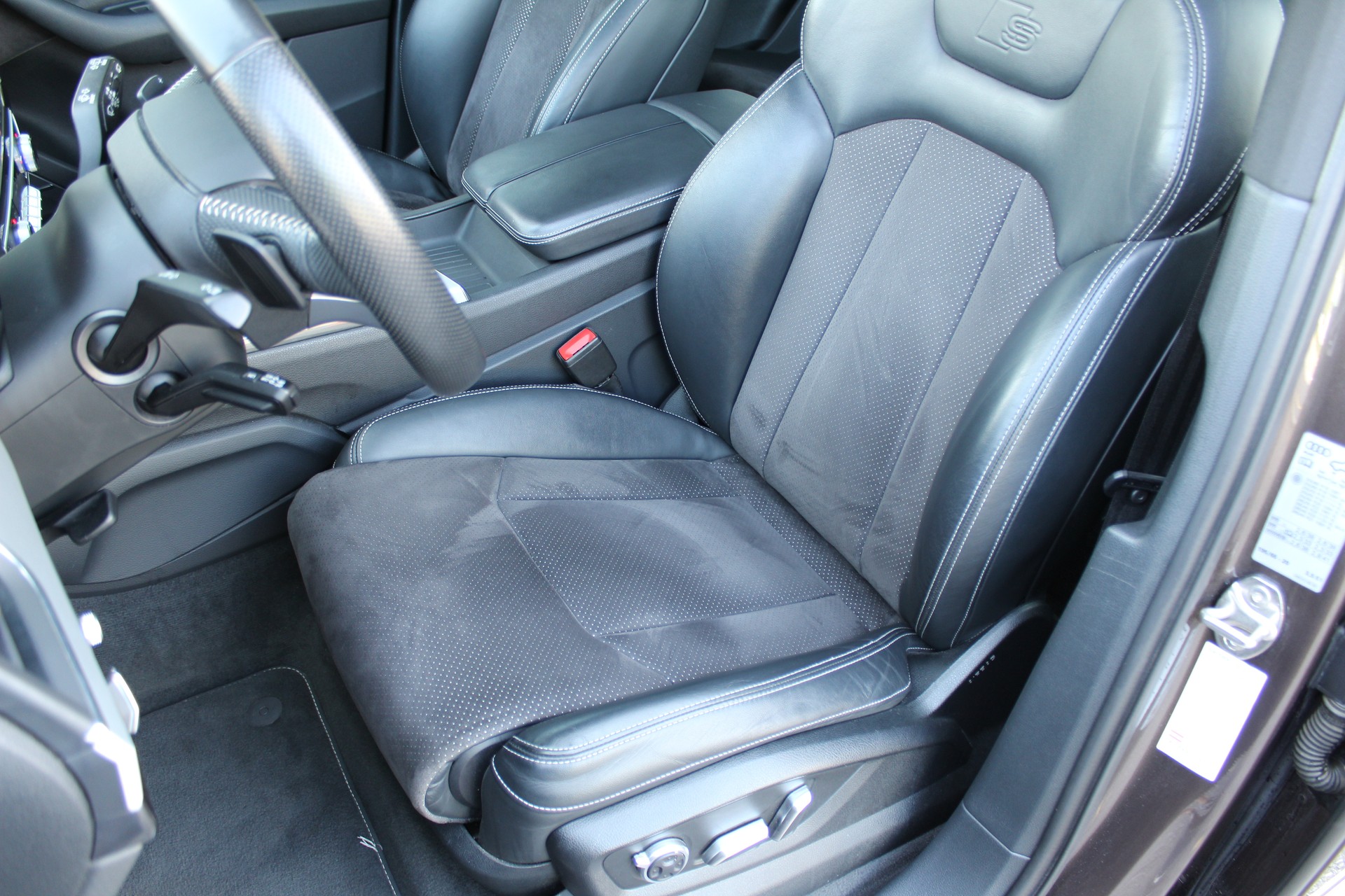 AUDI Q7 3.0 TDI quattro tiptronic 7-Plätzer-image-12