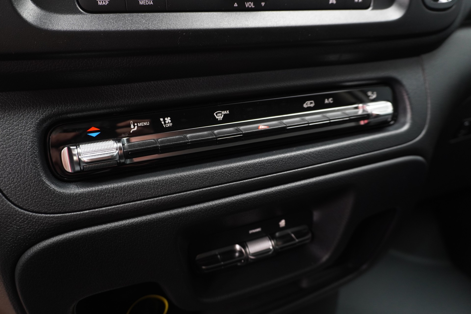 MERCEDES-BENZ Vito 114 CDI KA PRO 3200mm L 4Matic-image-7