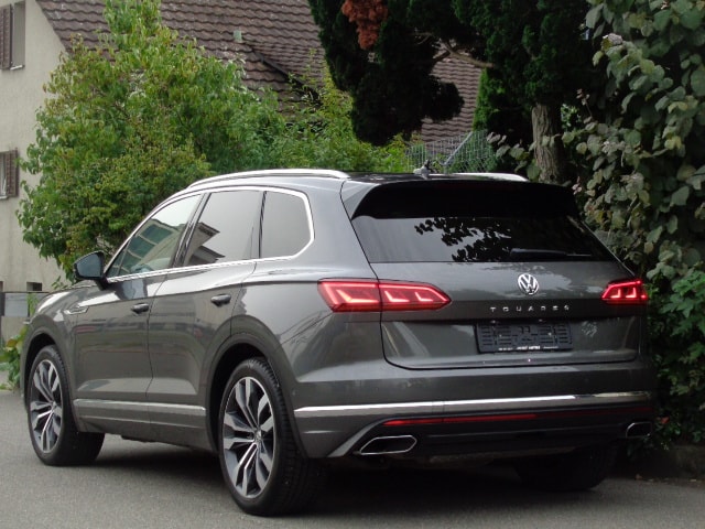 VW Touareg 3.0 TSI Atmosphere Tiptronic-image-1