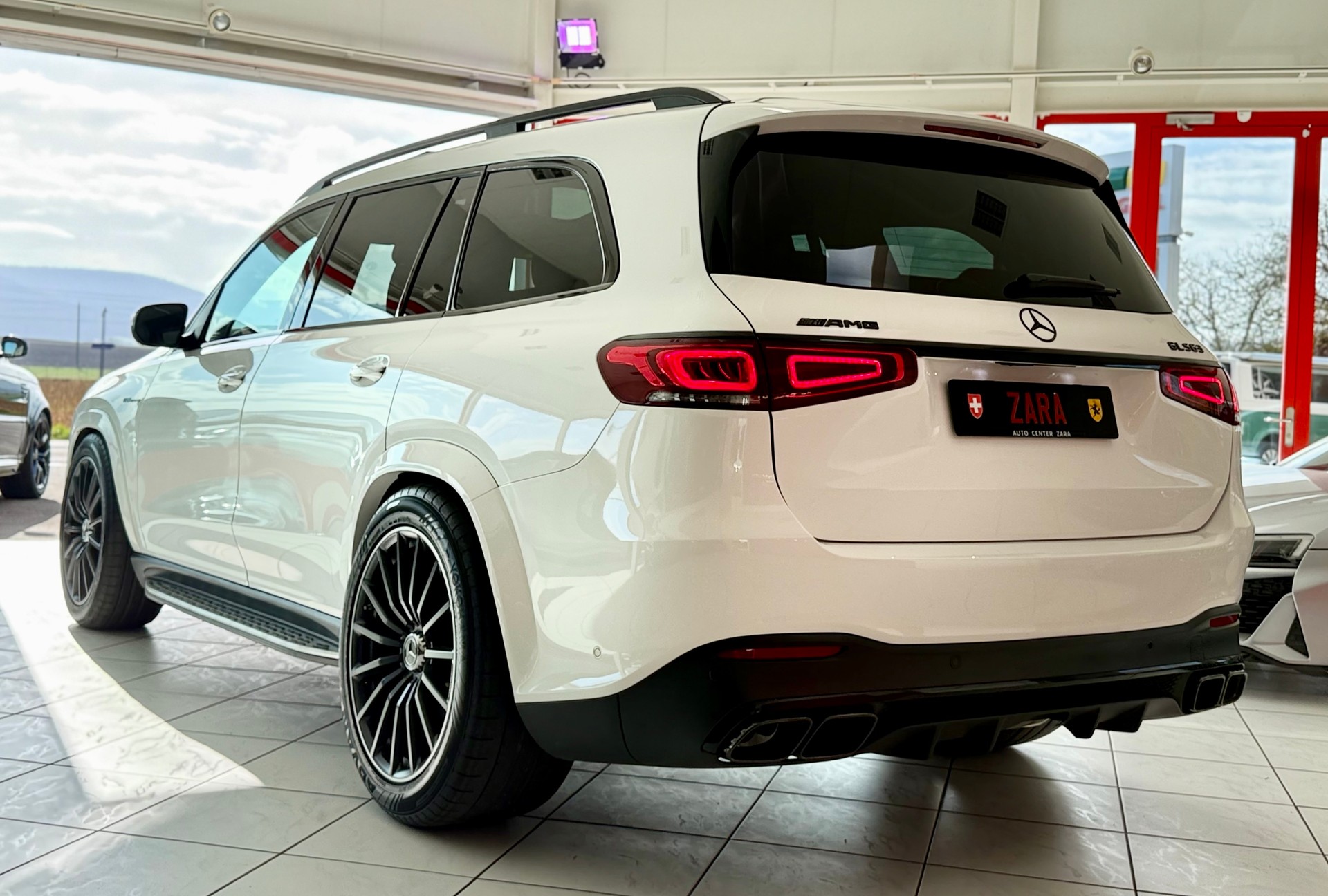 MERCEDES-BENZ GLS 63 S 4Matic+ TCT 9G-image-9