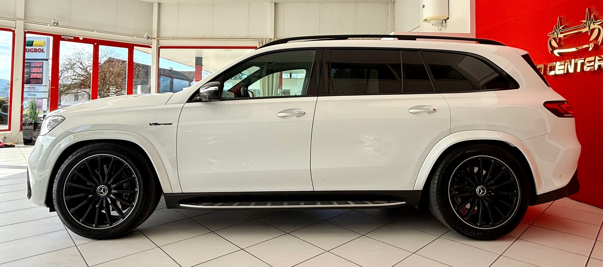 MERCEDES-BENZ GLS 63 S 4Matic+ TCT 9G-image-6