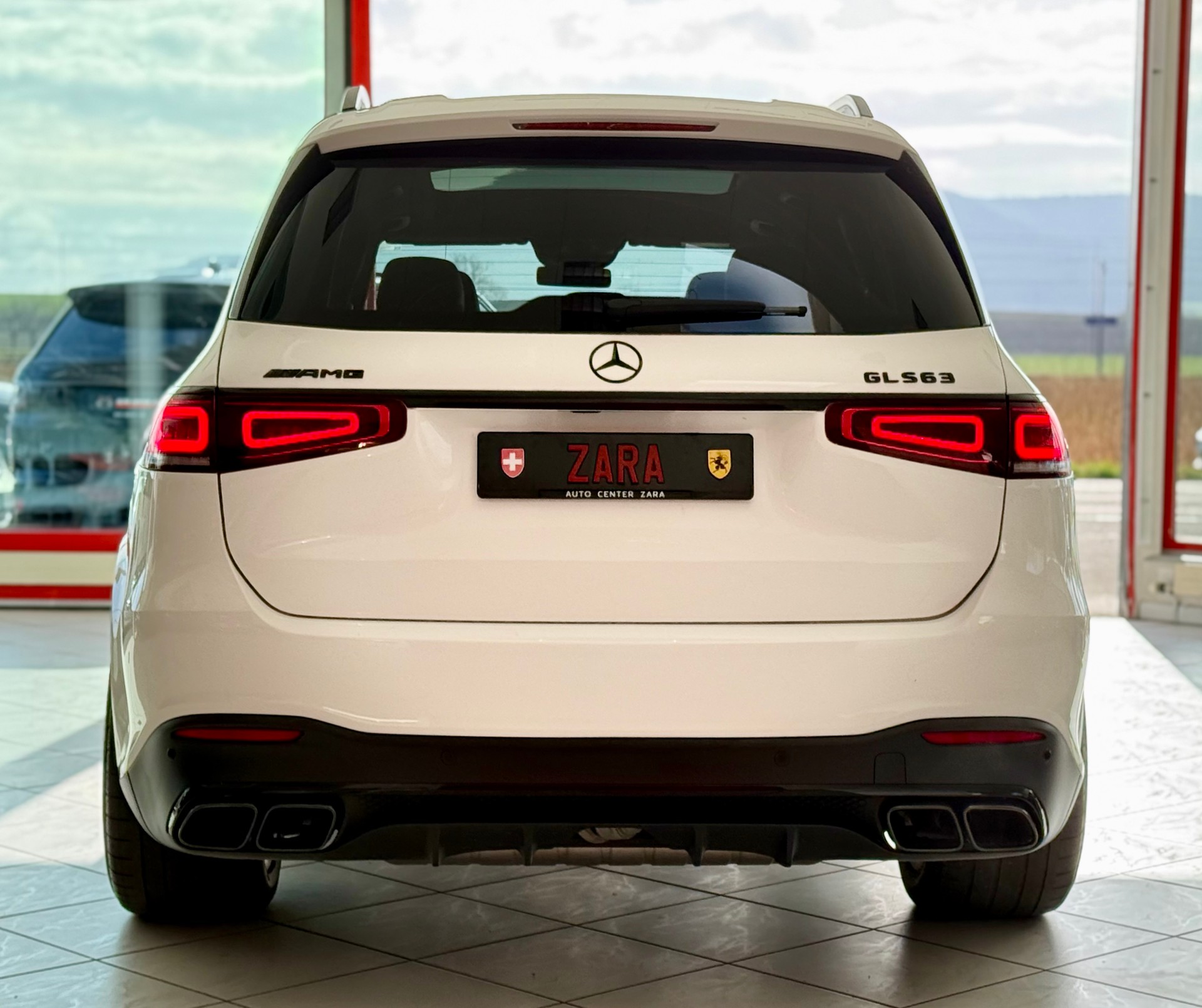 MERCEDES-BENZ GLS 63 S 4Matic+ TCT 9G-image-10