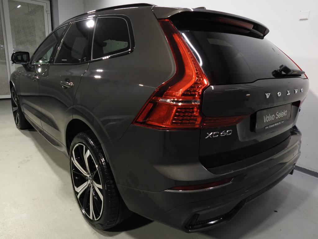 VOLVO XC60 2.0 T6 TE eAWD-showroom-element-3