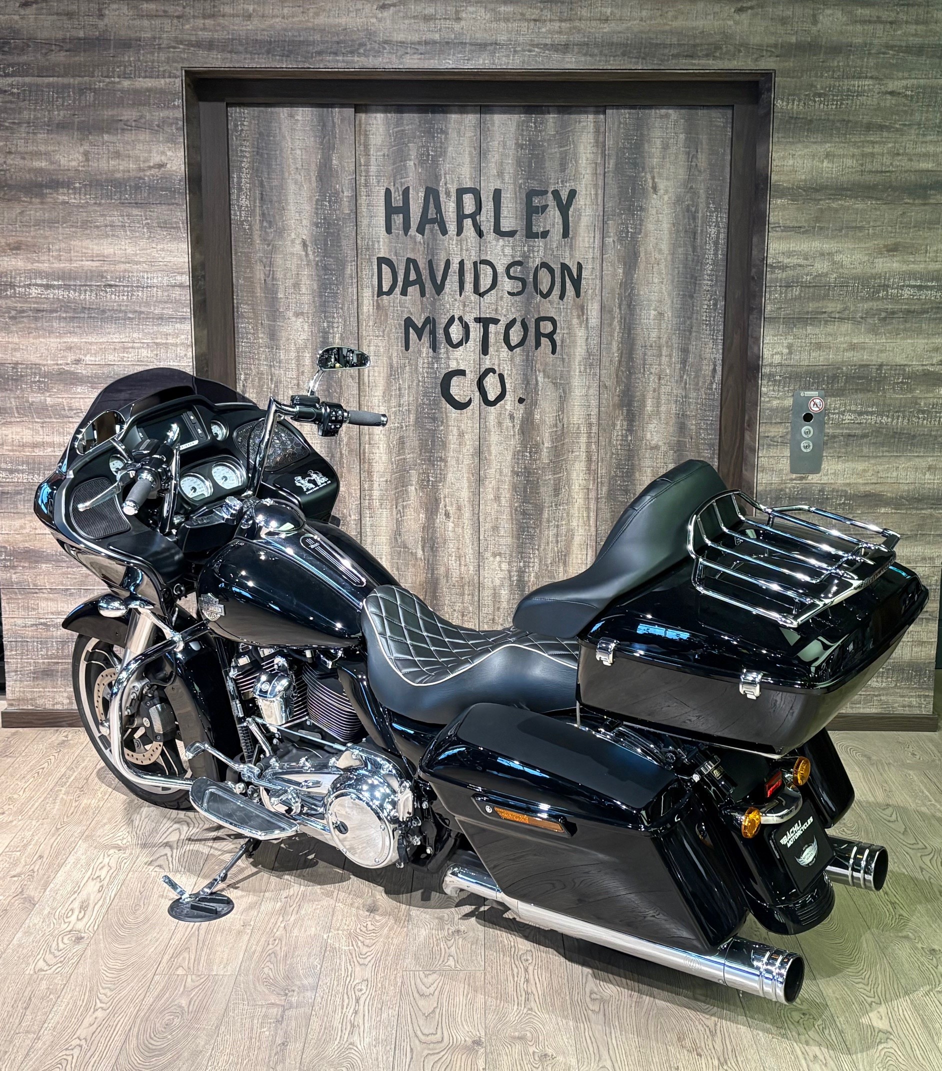 HARLEY-DAVIDSON FLTRX Road Glide 107 ABS-image-4