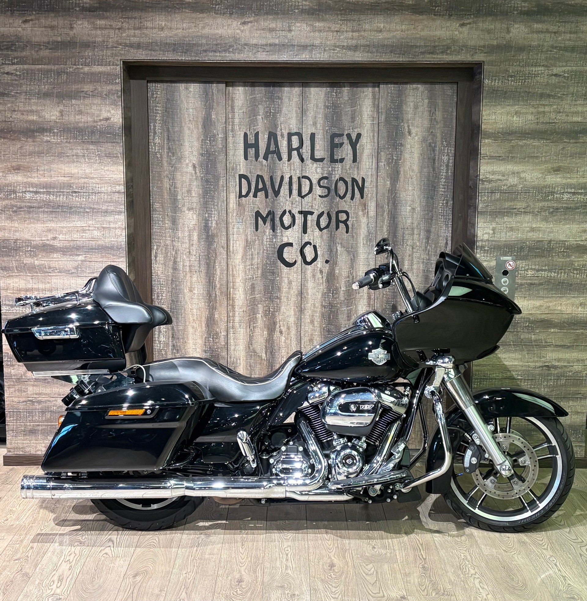 HARLEY-DAVIDSON FLTRX Road Glide 107 ABS-image-0