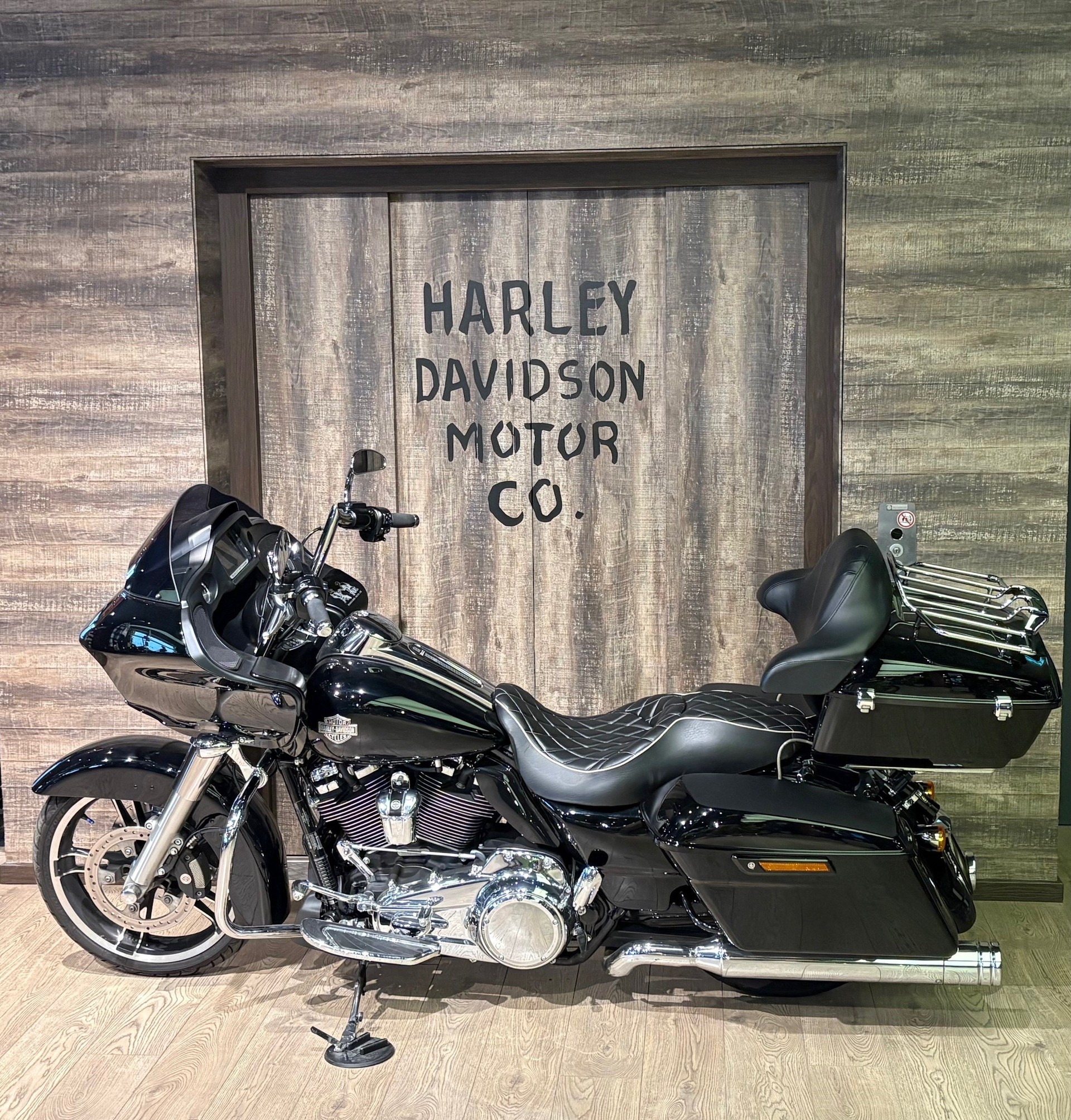 HARLEY-DAVIDSON FLTRX Road Glide 107 ABS-image-3