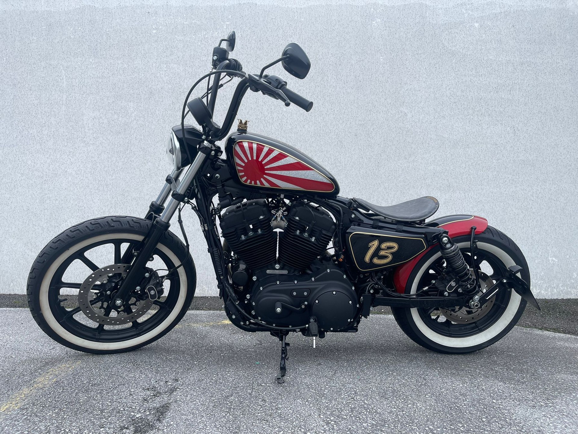HARLEY-DAVIDSON XL 1200 NS Iron ABS