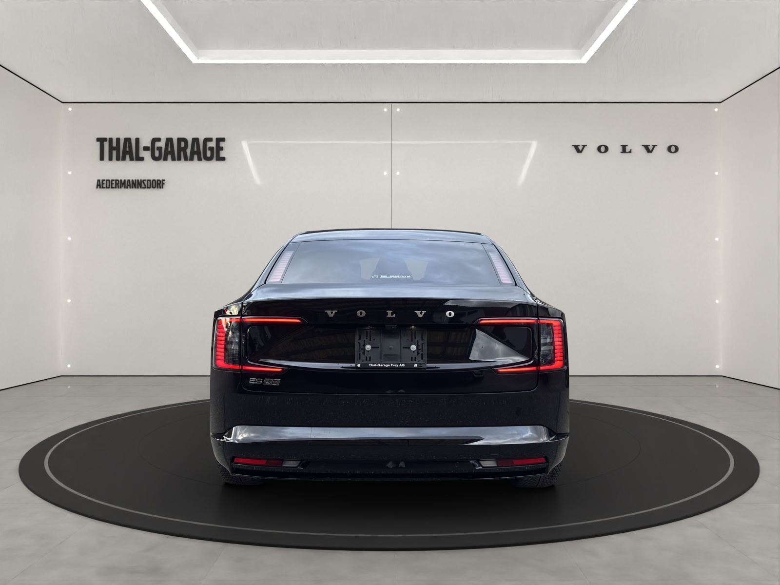 VOLVO ES90 Ultra-showroom-element-3