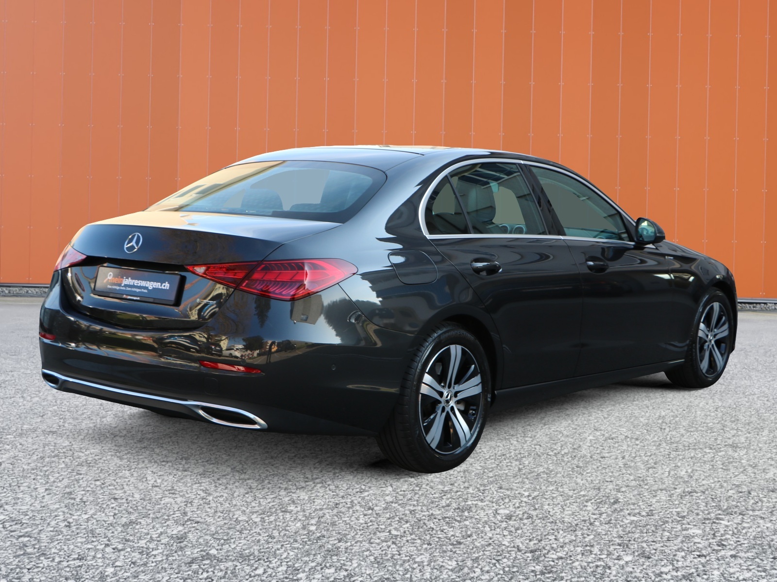 MERCEDES-BENZ C 220 d 4Matic-showroom-element-1