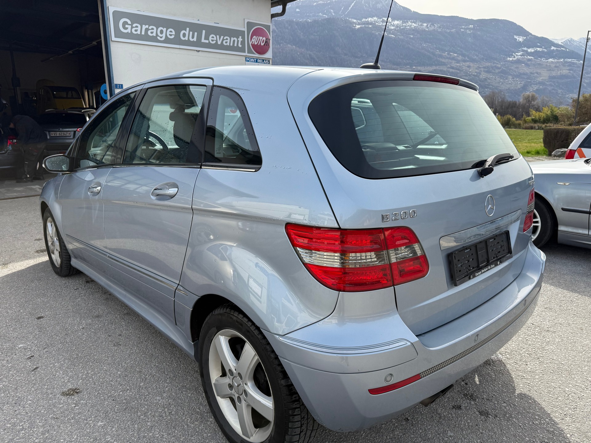 MERCEDES-BENZ B200 turbo sailing edition-image-2
