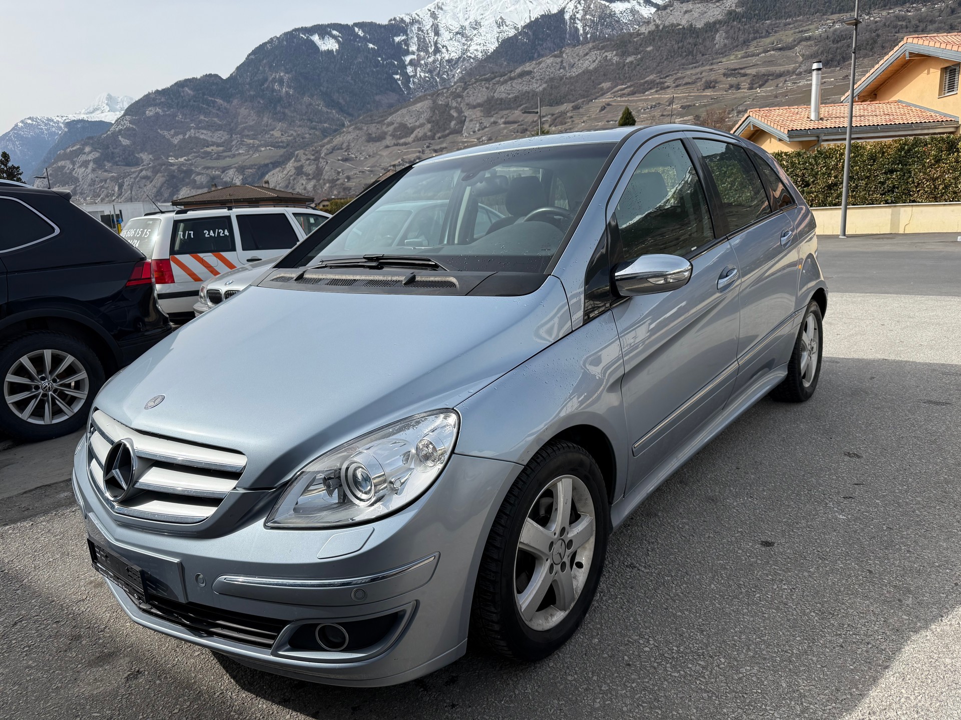 MERCEDES-BENZ B200 turbo sailing edition-image-1