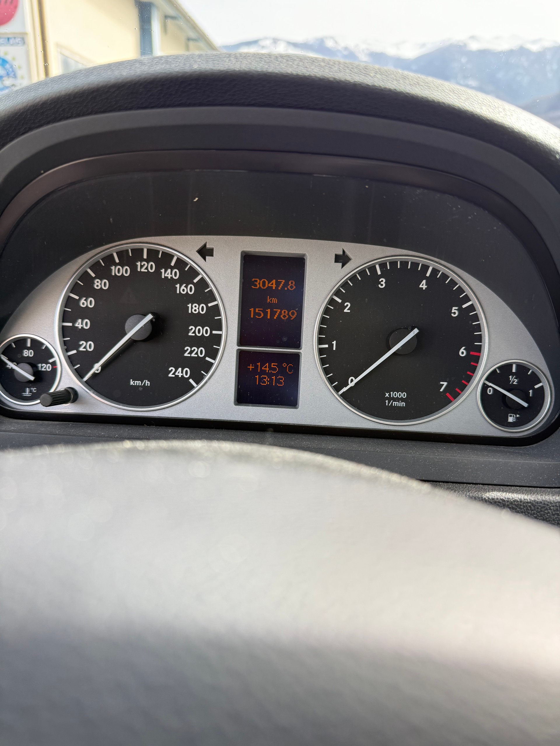 MERCEDES-BENZ B200 turbo sailing edition-image-9