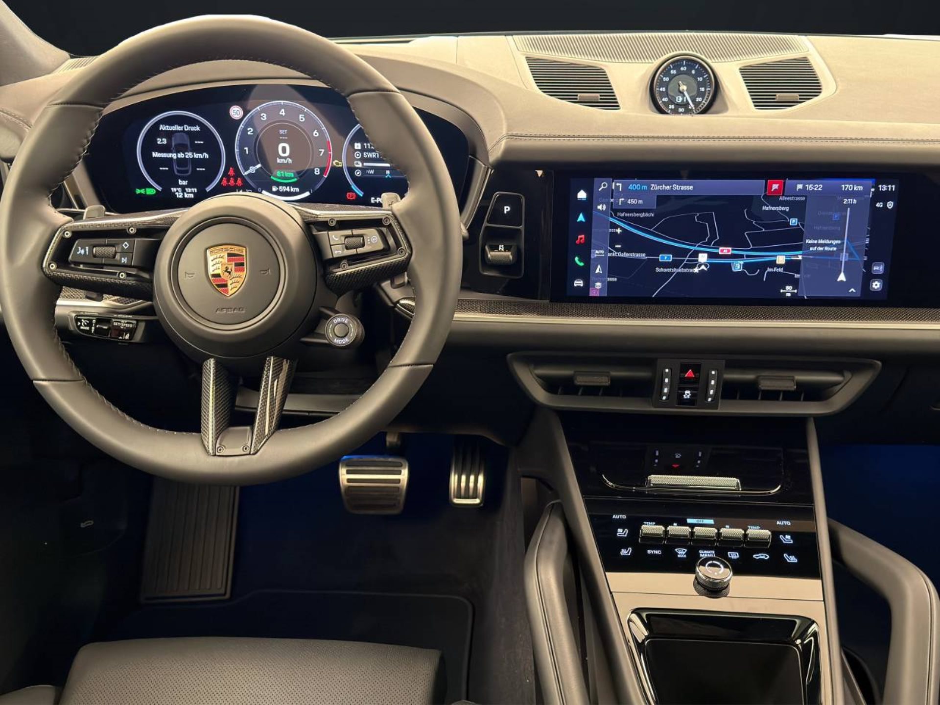 PORSCHE Cayenne S E-Hybrid Coupé Black Edition-image-16