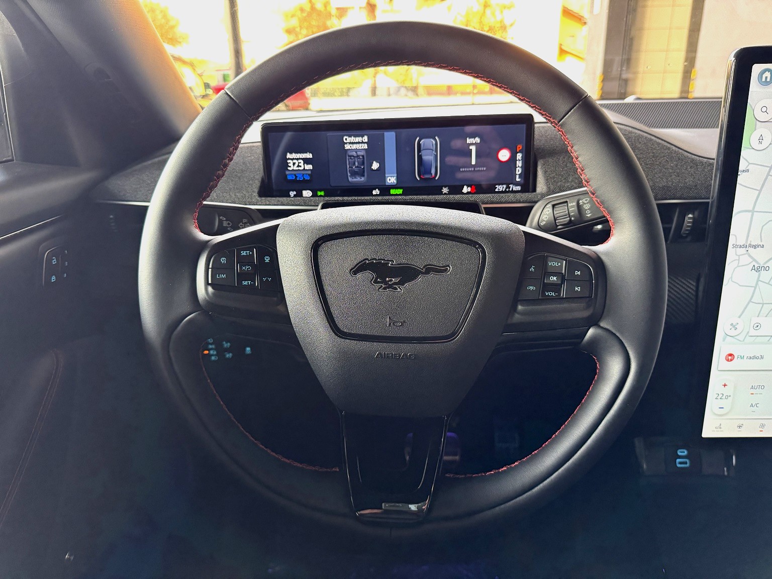 FORD Mustang MACH-E Premium AWD 99 kWh-image-12