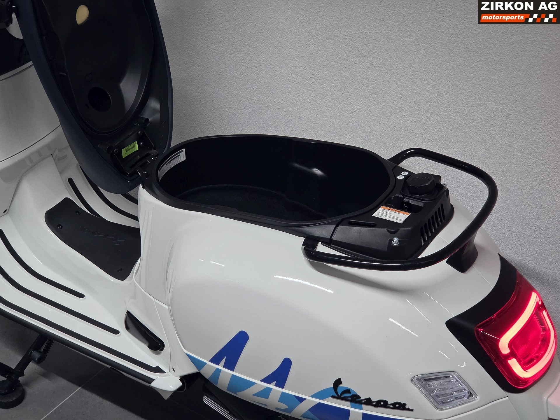 PIAGGIO Vespa GTV 300 140th of Piaggio-image-14
