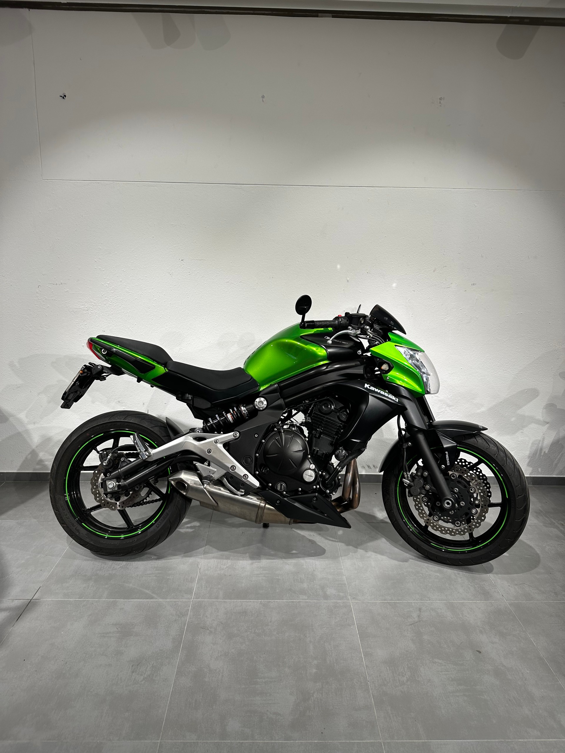 KAWASAKI ER-6 N