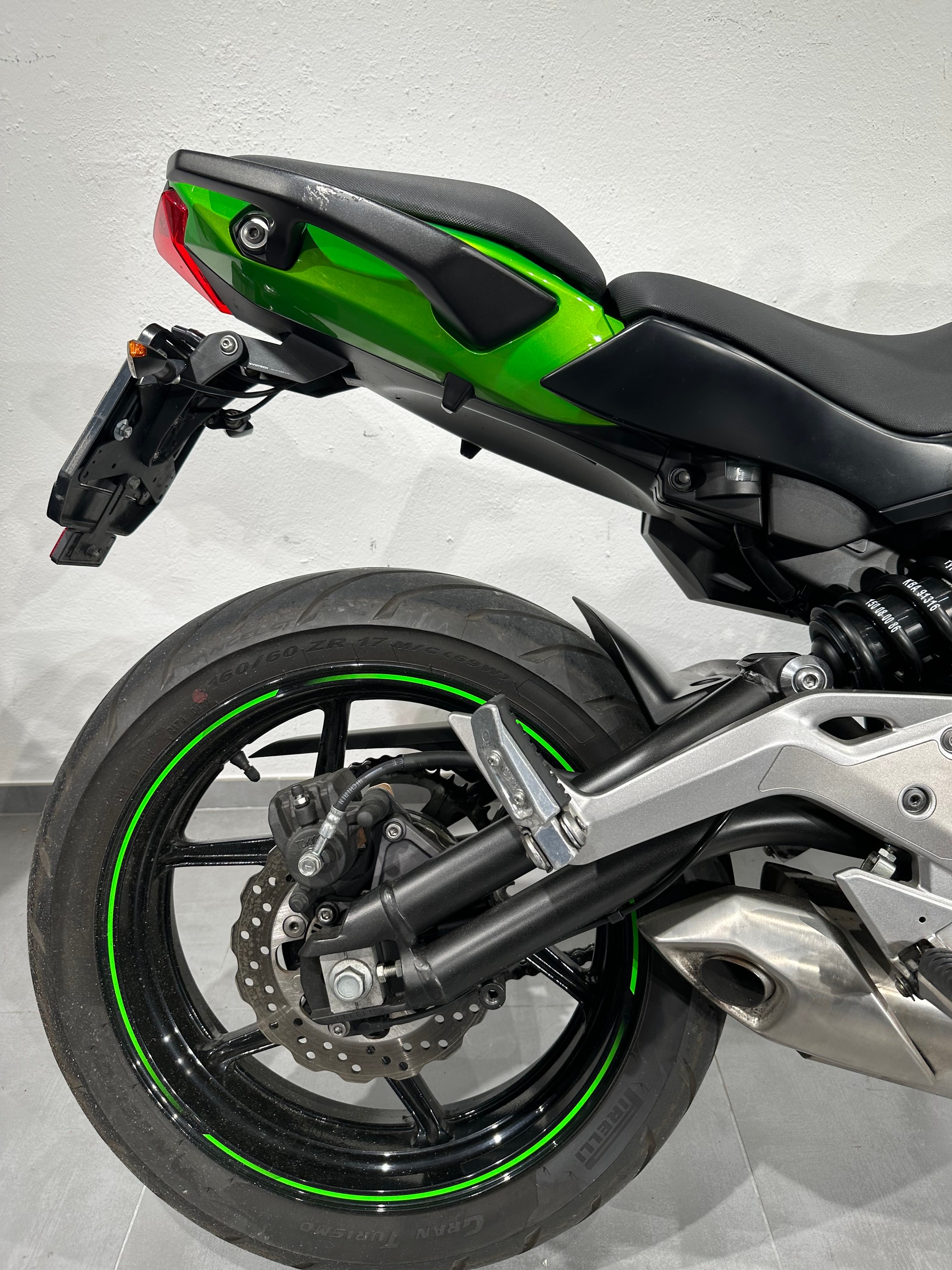 KAWASAKI ER-6 N-image-14
