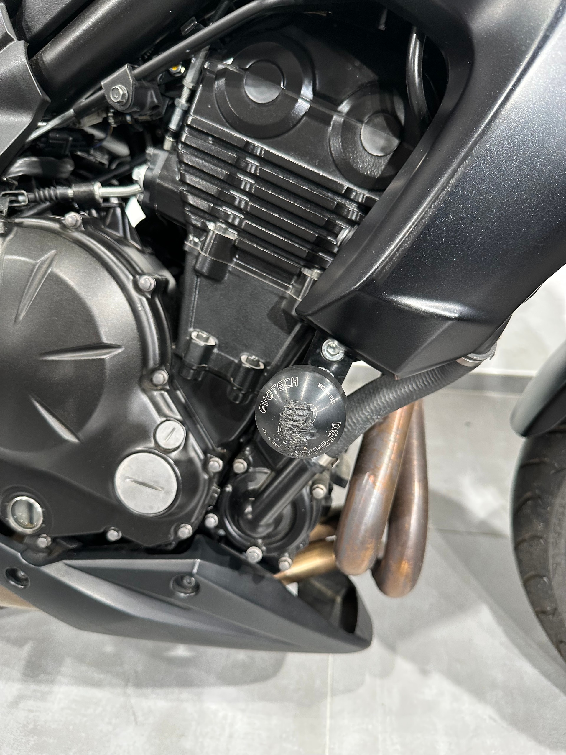 KAWASAKI ER-6 N-image-7