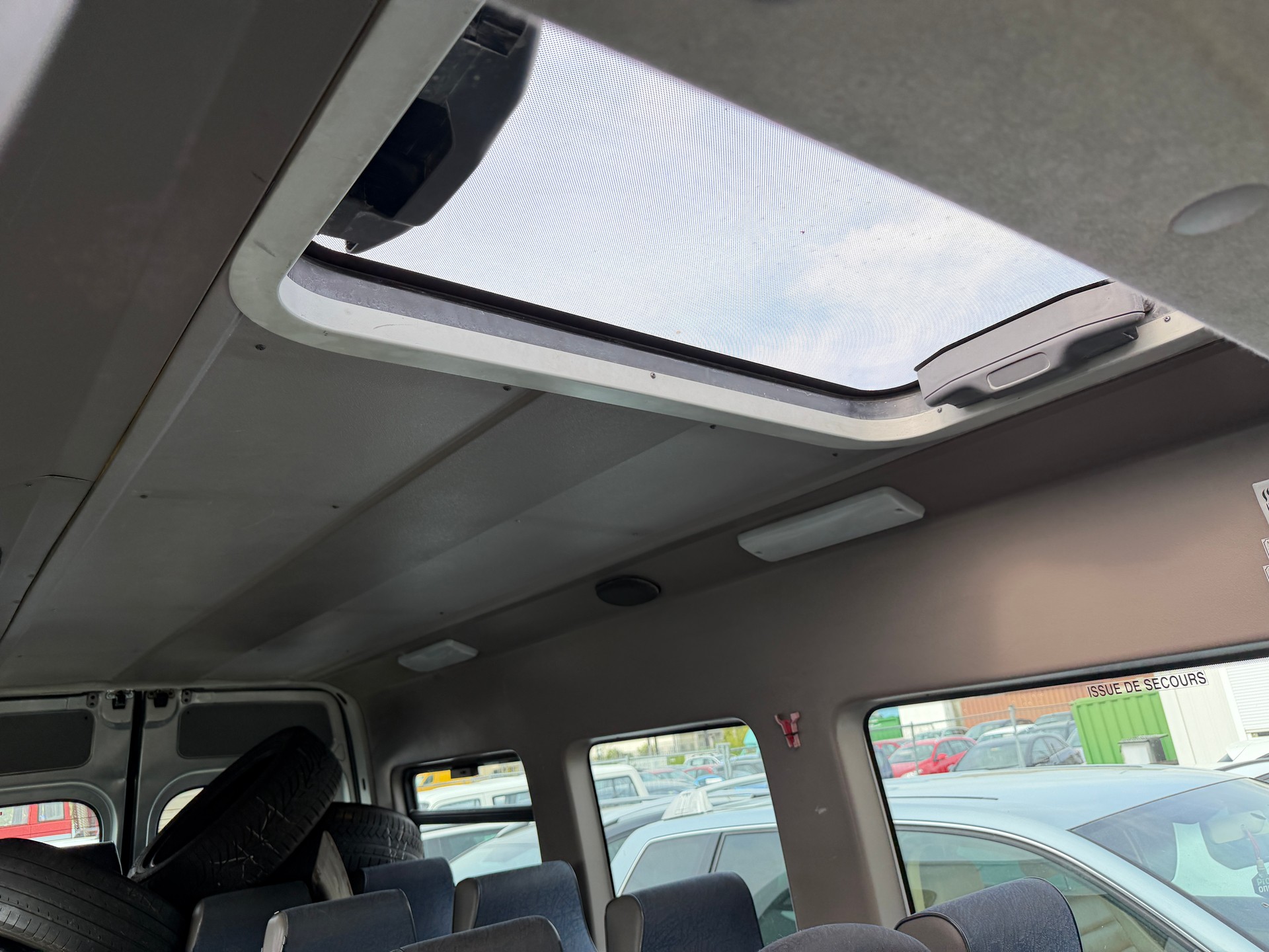 RENAULT MASTER-image-4