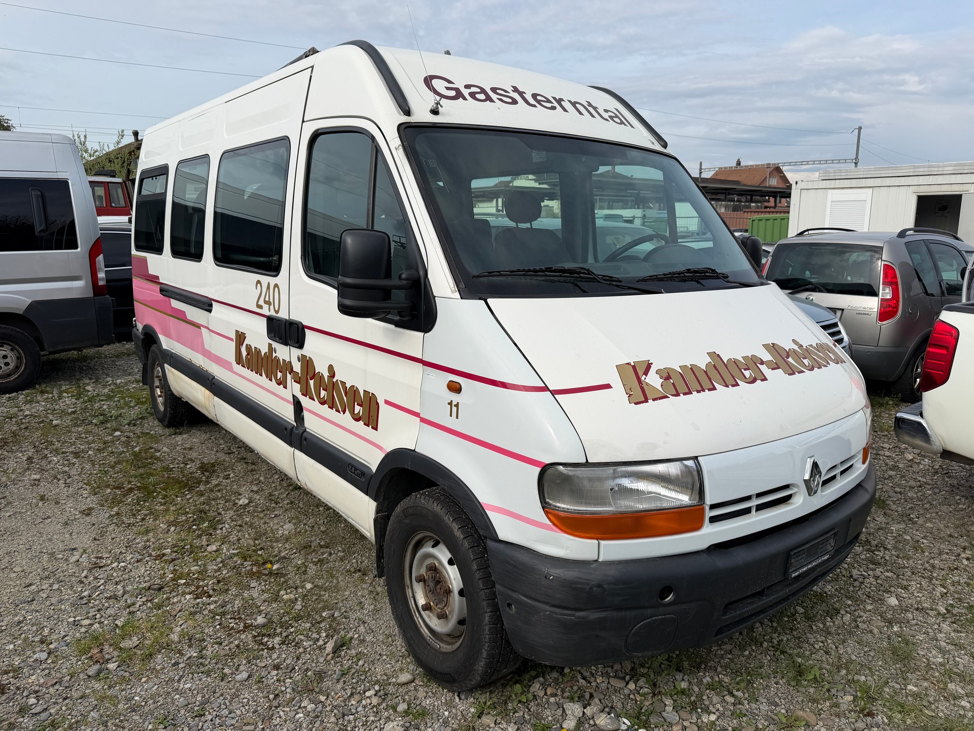 RENAULT MASTER-image-1