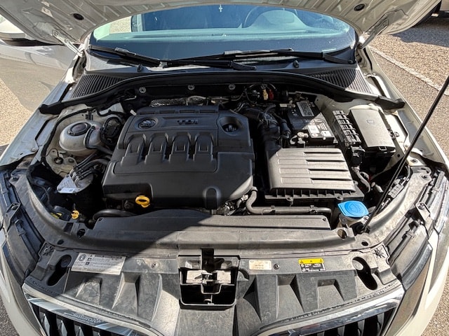 SKODA Octavia Combi 2.0 TDI Ambition 4x4 DSG-image-4