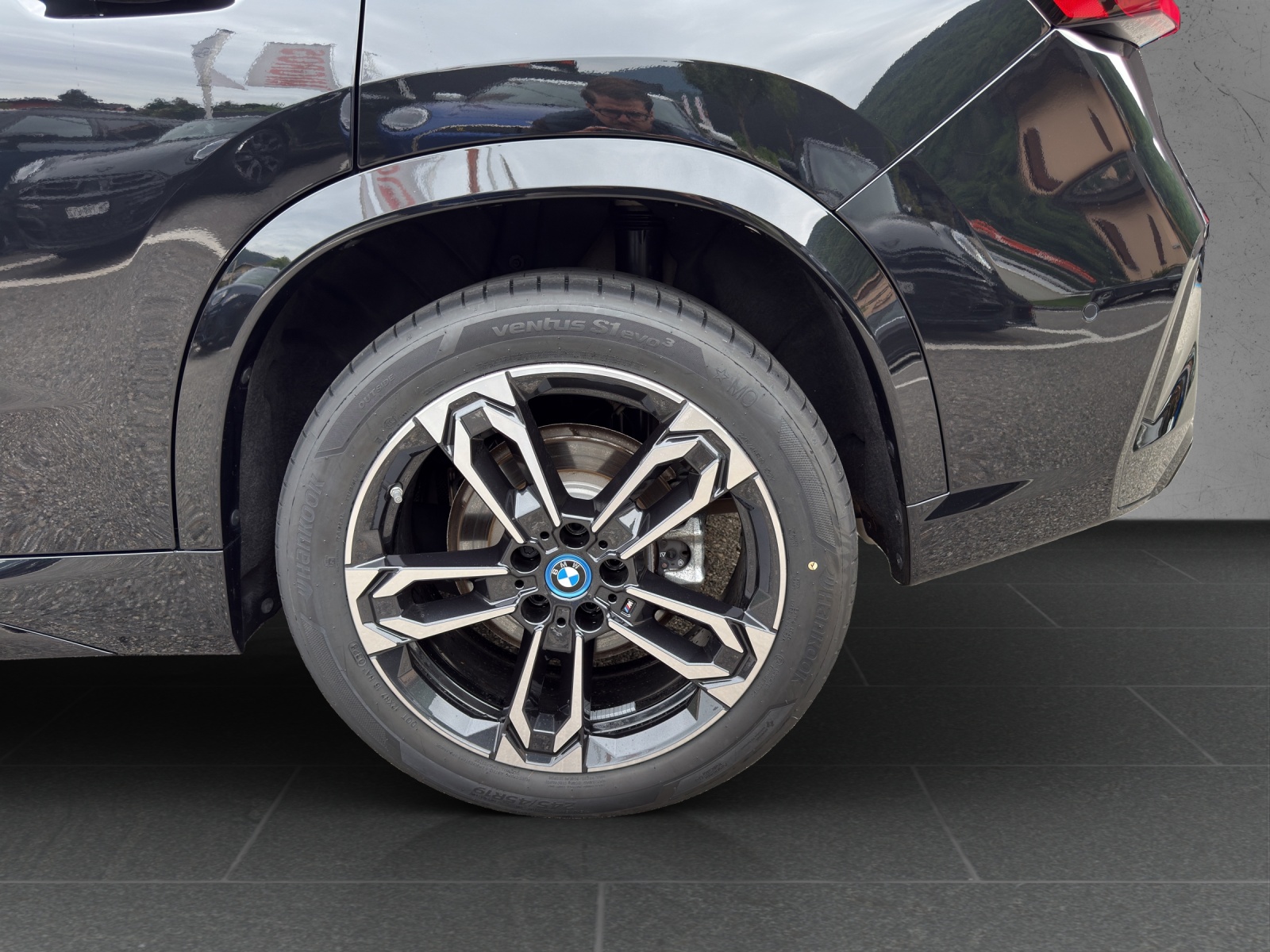 BMW X1 xDrive 30e M Sport-image-12