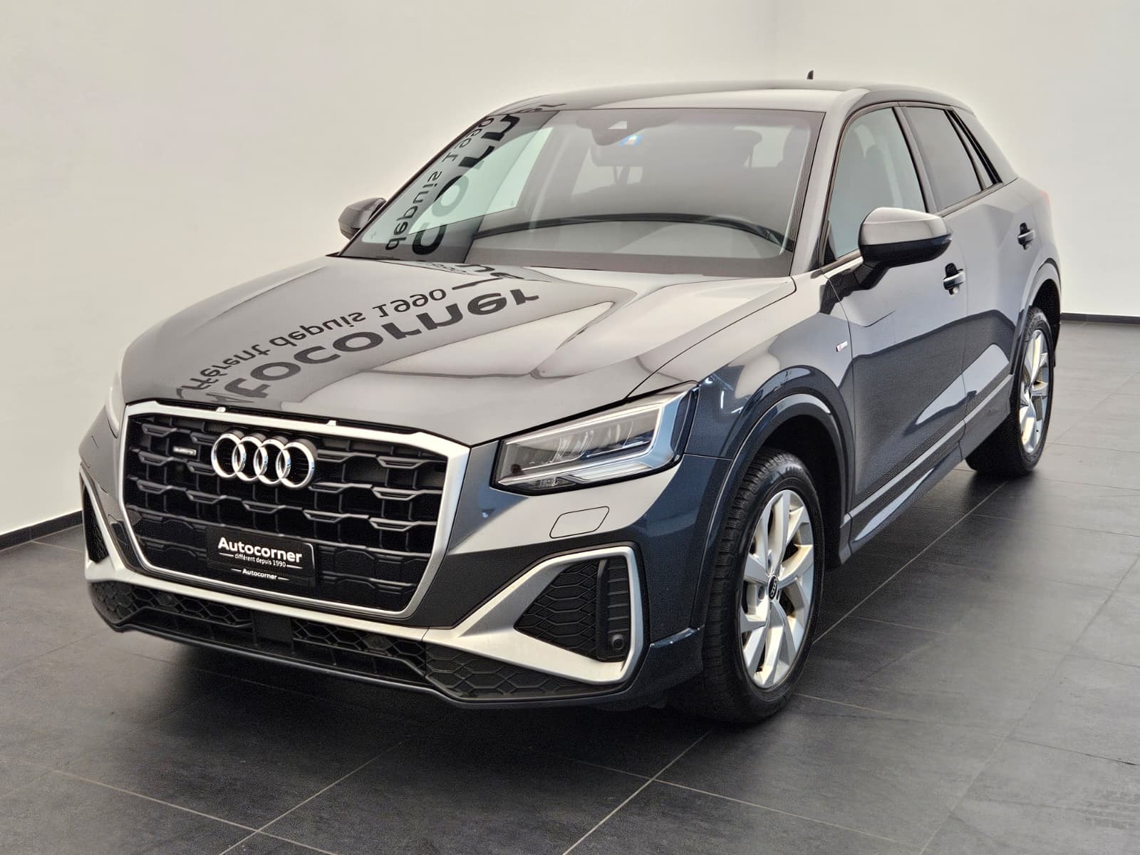 AUDI Q2 35 TDI S line quattro S-tronic-showroom-element-2