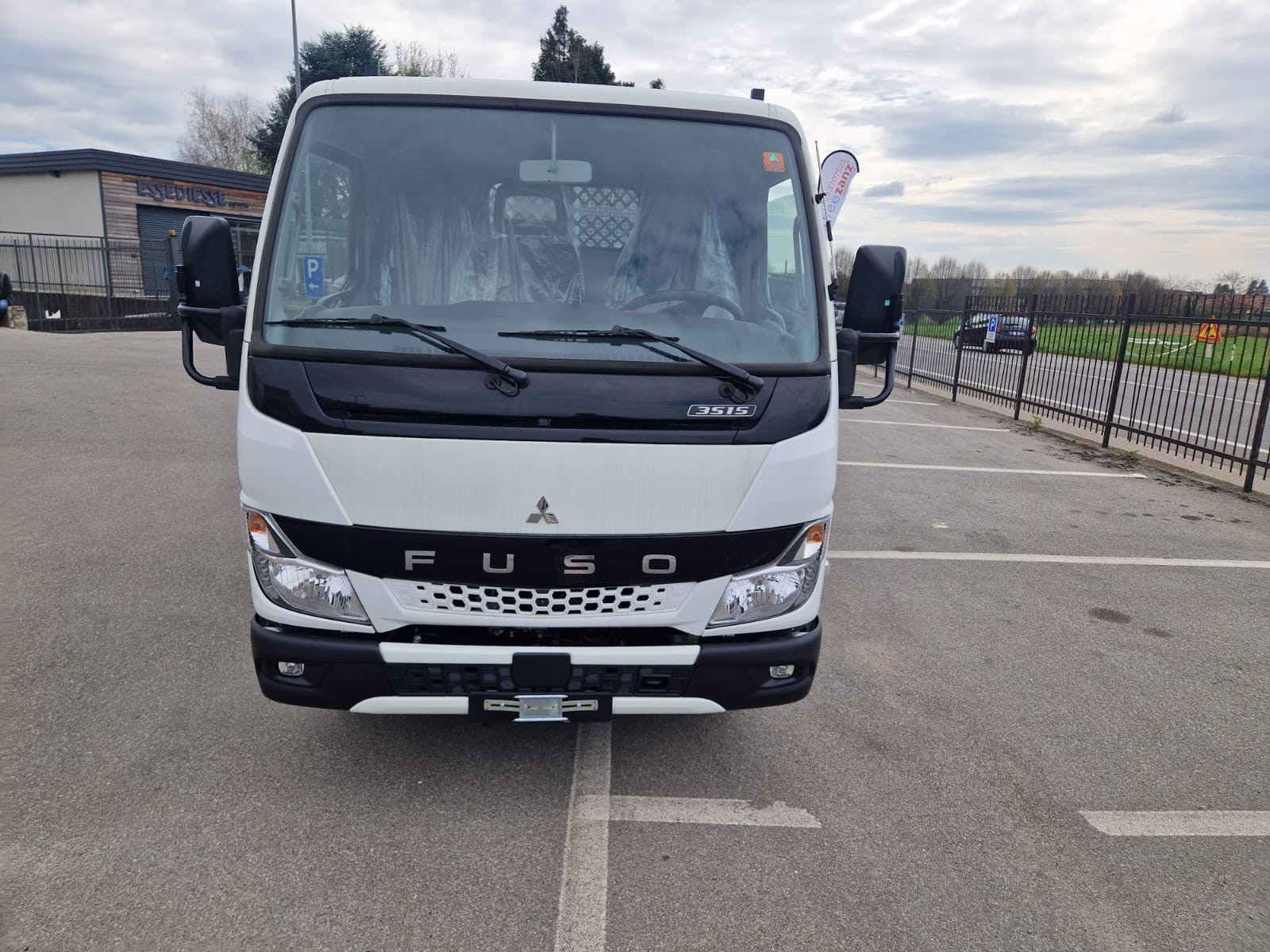 MITSUBISHI FUSO CANTER 3 S15 - Ponte Ribaltabile 3 Lati con Sopra Sponde "NUOVO" - Gancio di Traino KG. 3500-image-4