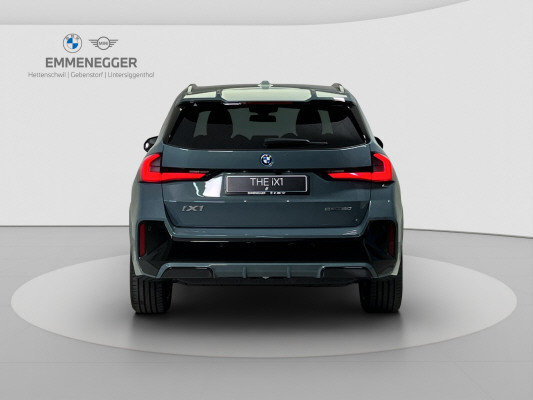 BMW iX1 eDrive 20 Ed. M Sport-showroom-element-3