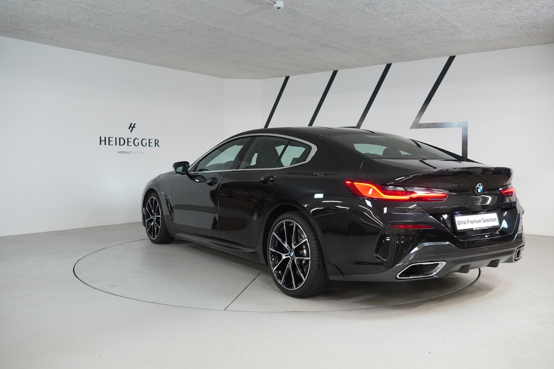 BMW 840d xDrive 48V M Sport Steptronic-image-4