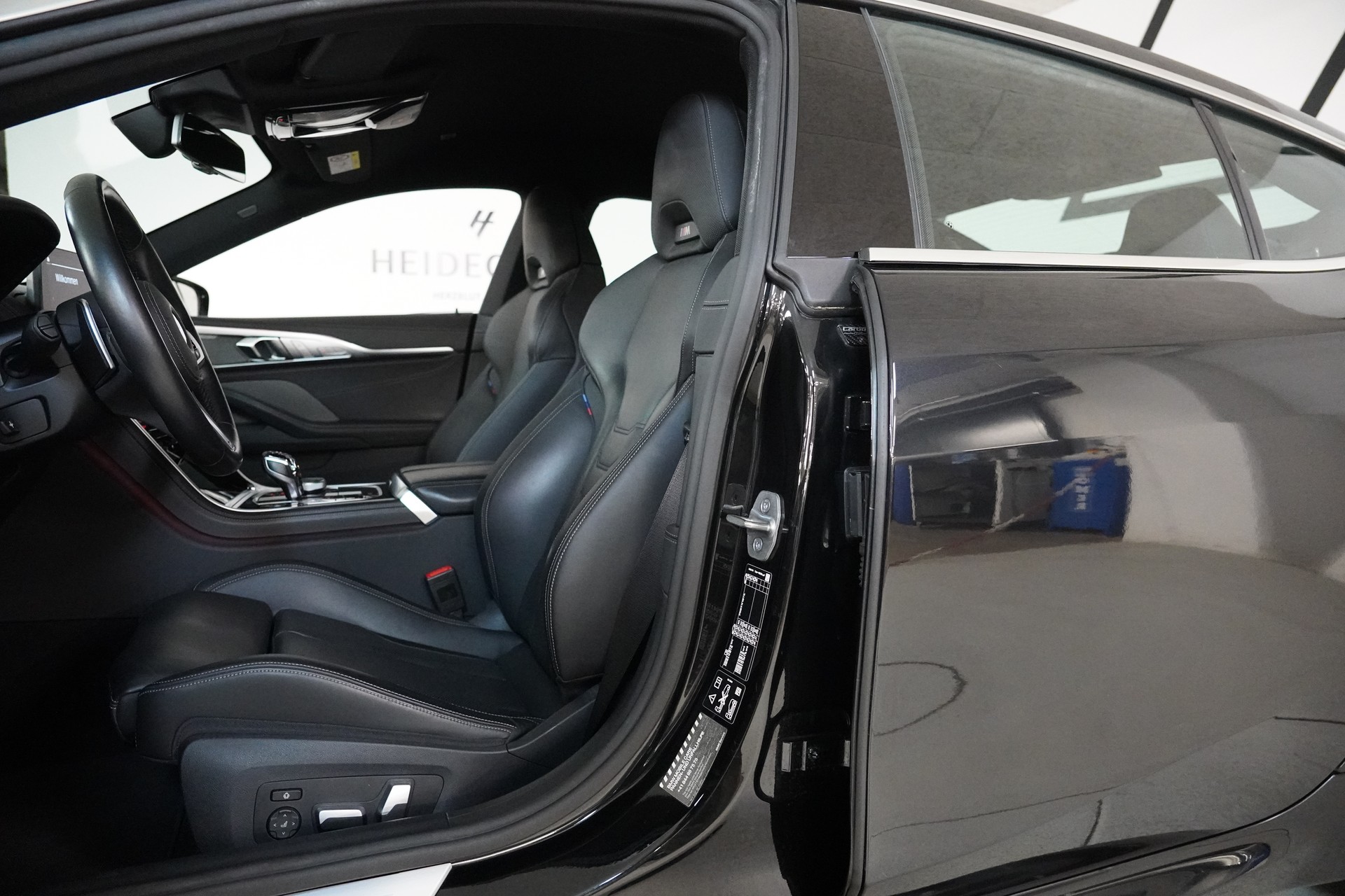 BMW 840d xDrive 48V M Sport Steptronic-image-10