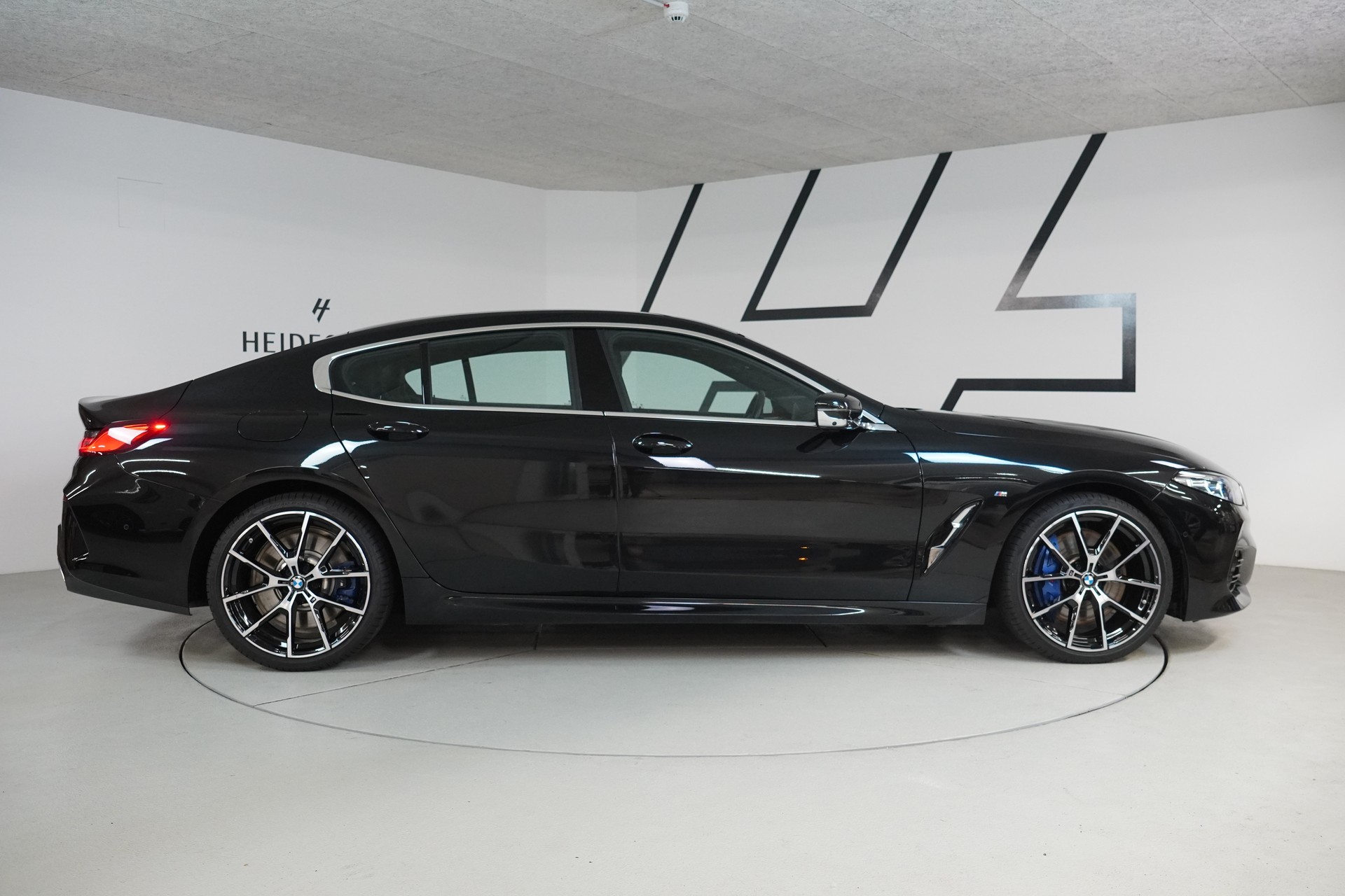 BMW 840d xDrive 48V M Sport Steptronic-image-7