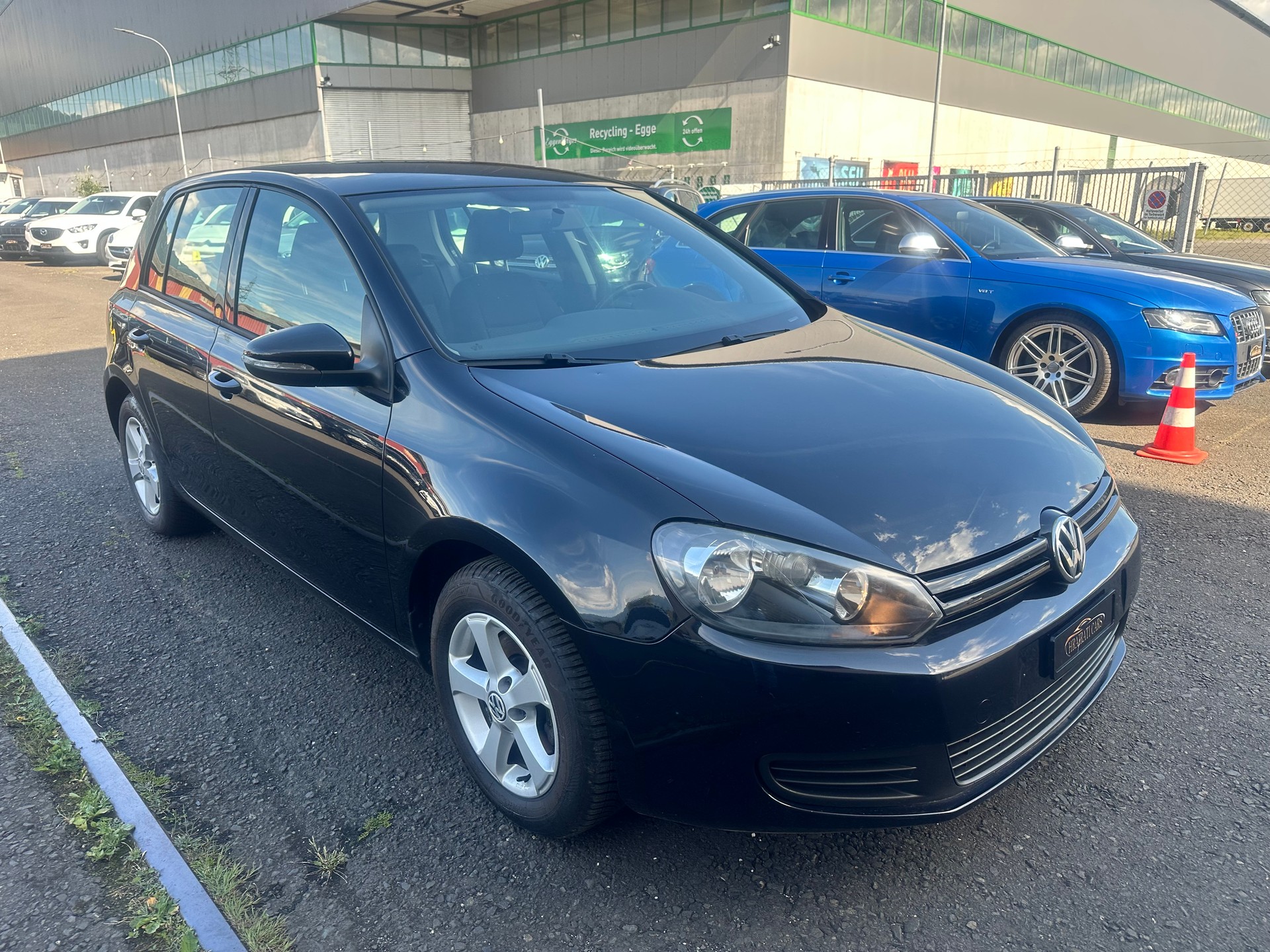 VW Golf 1.2 TSI Trendline-image-1
