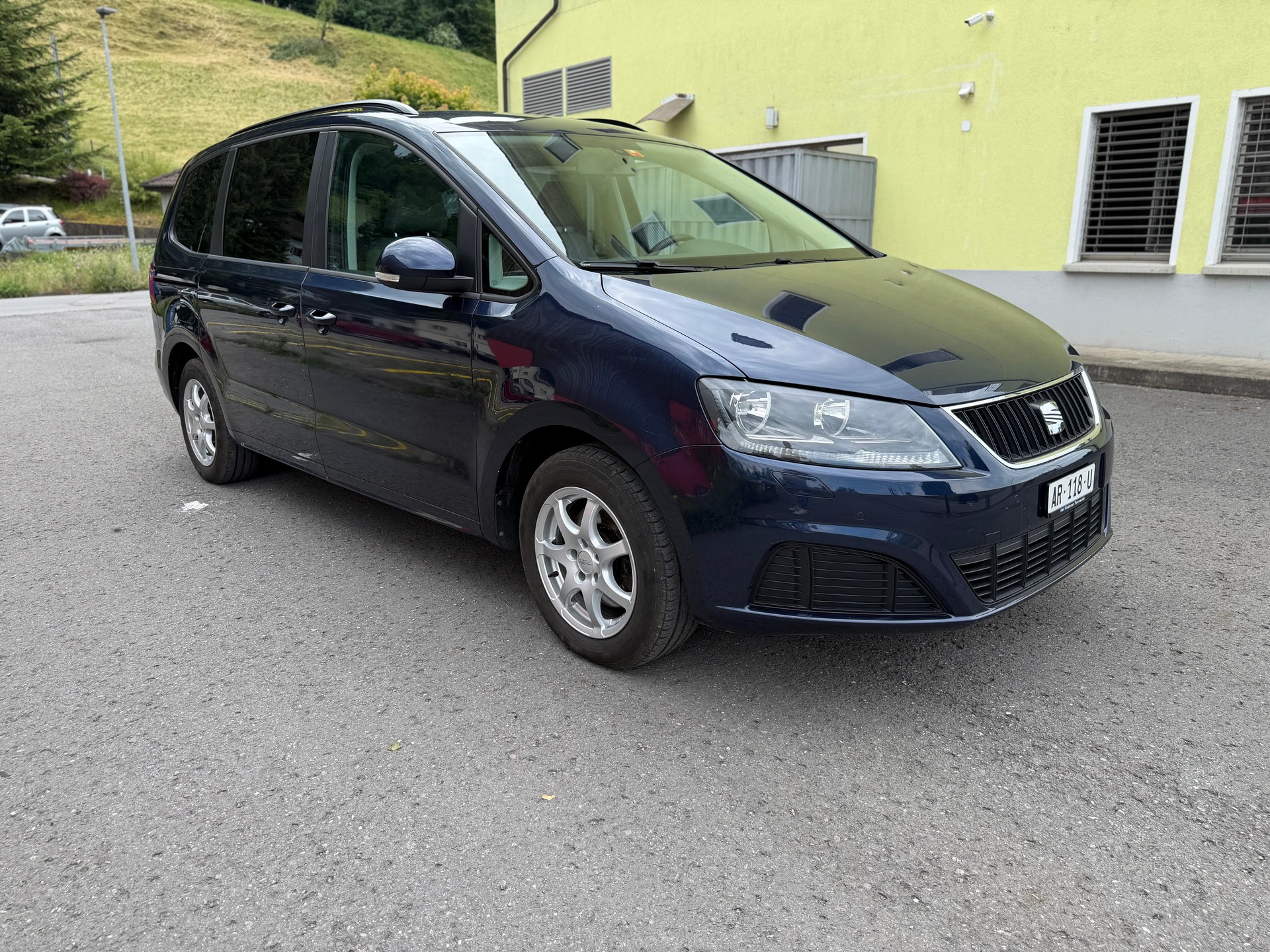 SEAT Alhambra 2.0 TDI Style-image-1