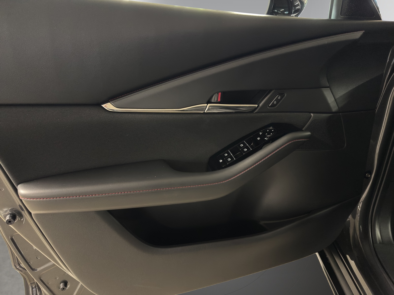 MAZDA CX-30 SKYACTIV-X 186 M Hybrid Homura FWD AT-image-6