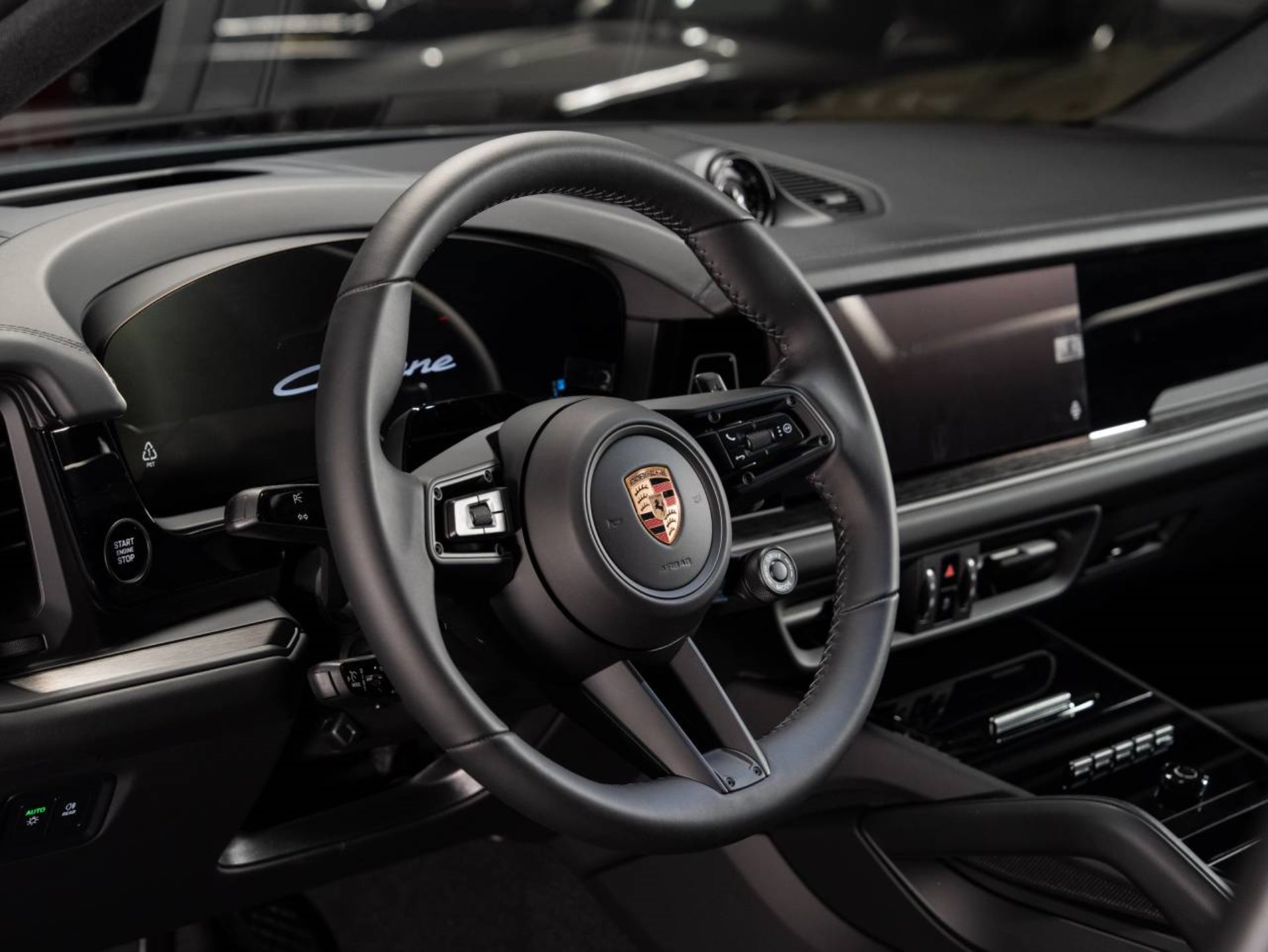 PORSCHE Cayenne E-Hybrid Coupé Black Edition-image-8