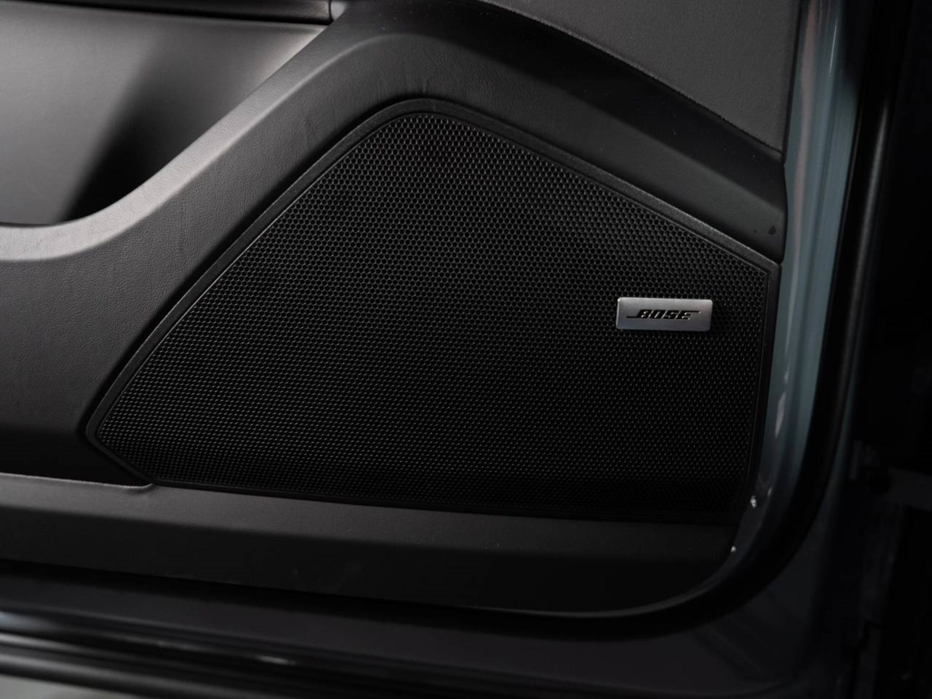PORSCHE Cayenne E-Hybrid Coupé Black Edition-image-19