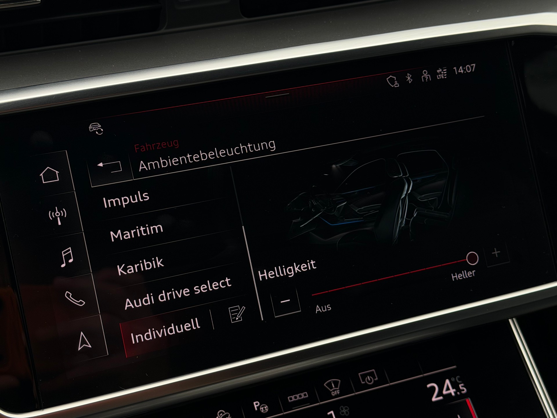 AUDI A6 allroad 55 TDI quattro tiptronic-image-19