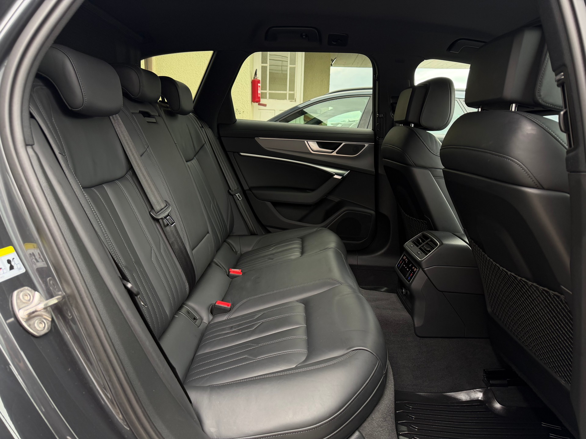 AUDI A6 allroad 55 TDI quattro tiptronic-image-13