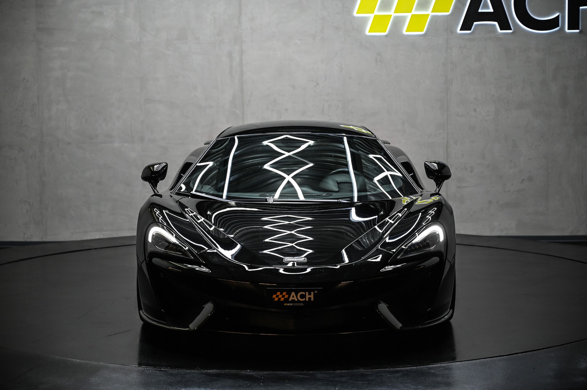McLAREN 570S Coupé 3.8 V8 SSG-showroom-element-1