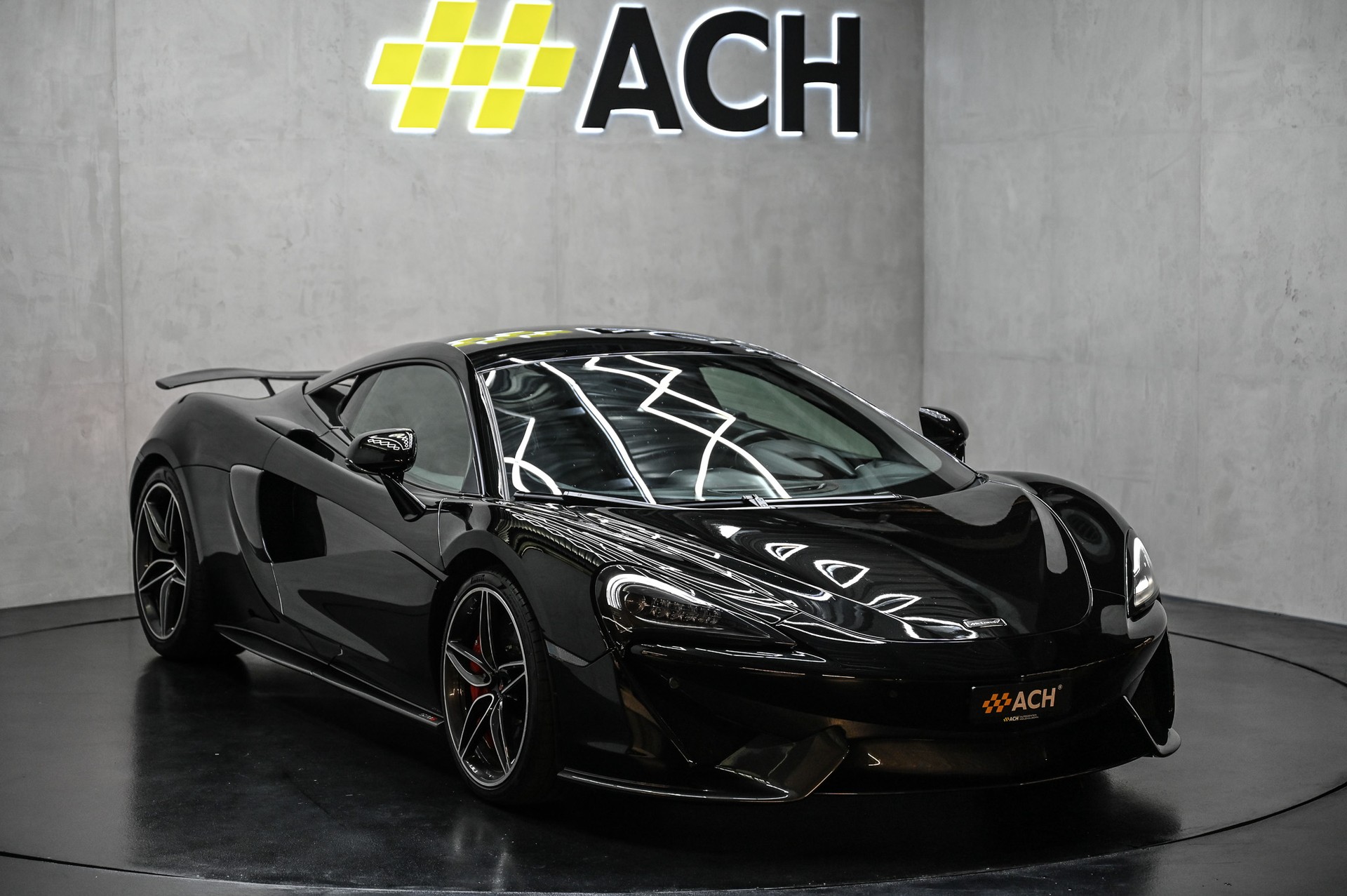 McLAREN 570S Coupé 3.8 V8 SSG