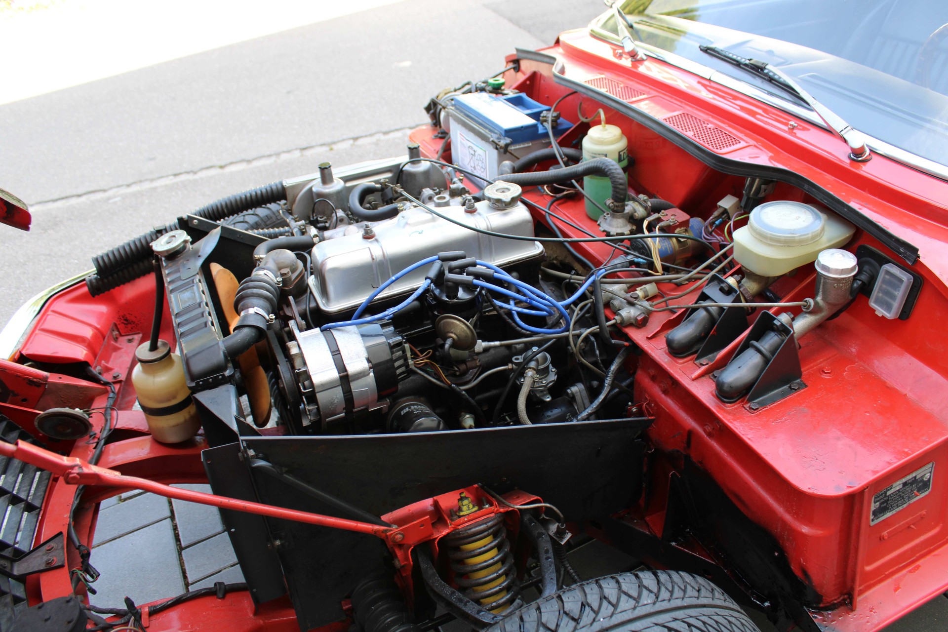 TRIUMPH SPITFIRE IV-image-4