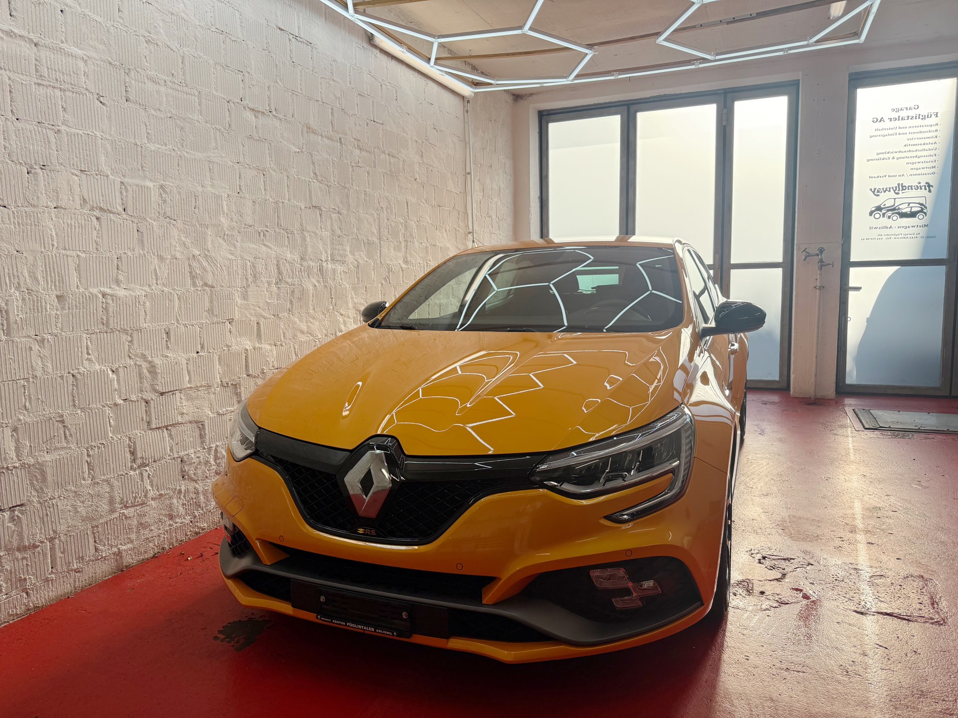 RENAULT Mégane Trophy 300 EDC-showroom-element-3