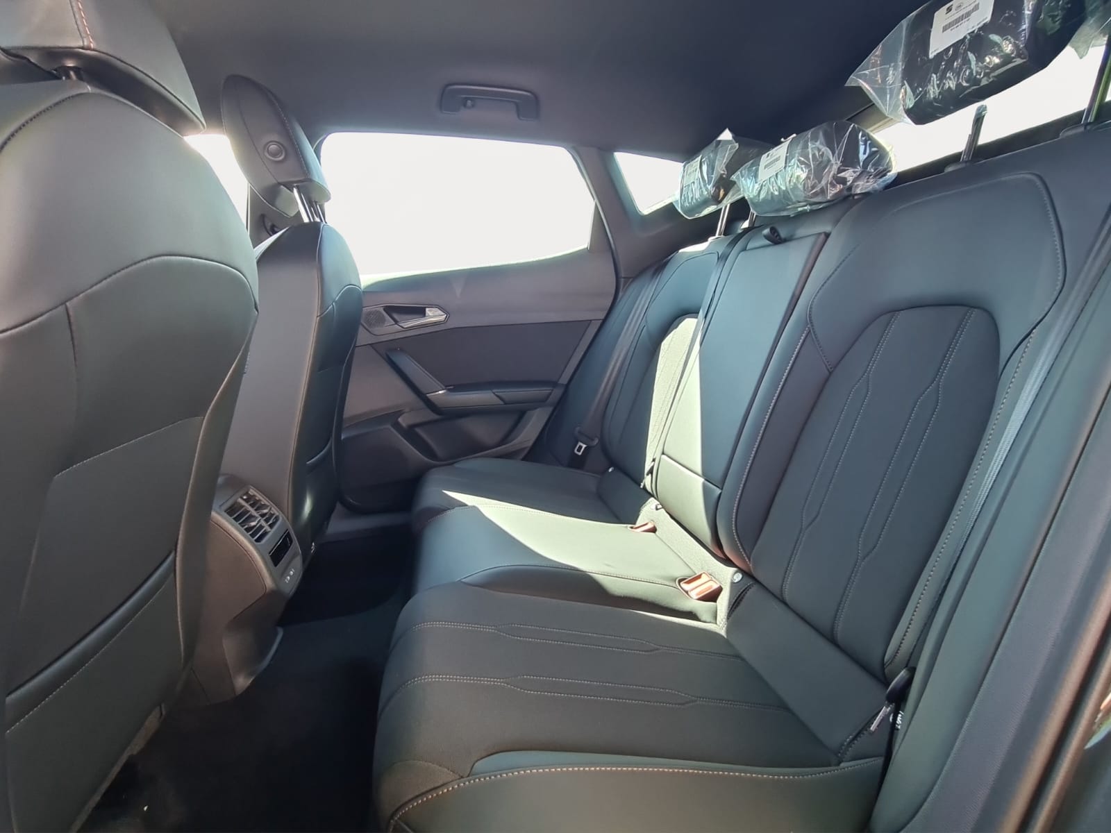 CUPRA Formentor 1.5 TSI DSG-image-14