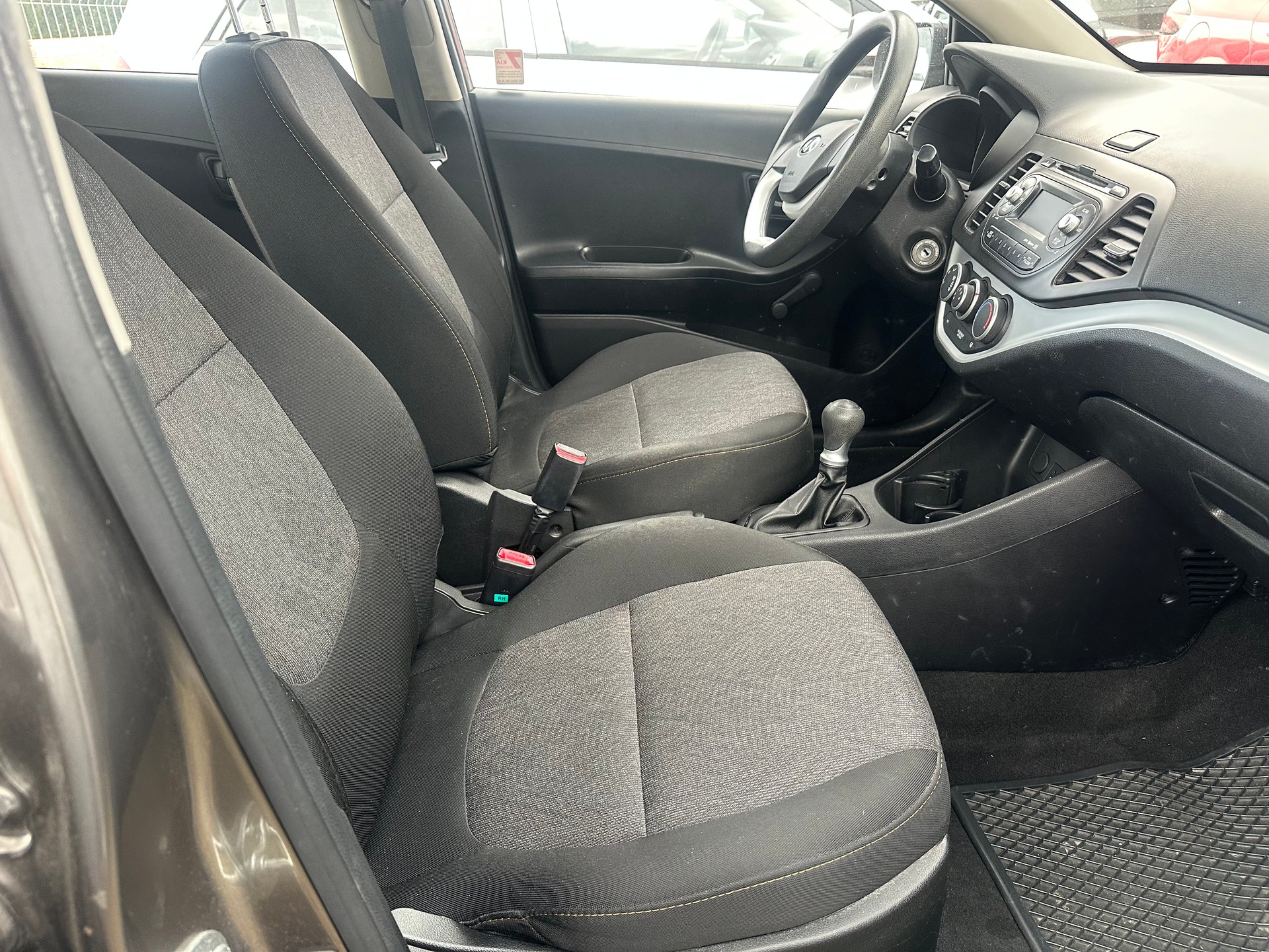 KIA Picanto 1.0 CVVT Basic-image-9