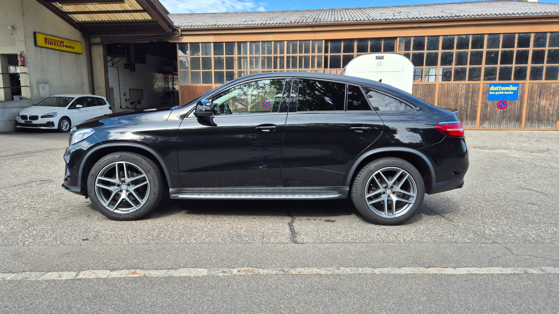 MERCEDES-BENZ GLE Coupé 350 d 4Matic 9G-Tronic-showroom-element-1