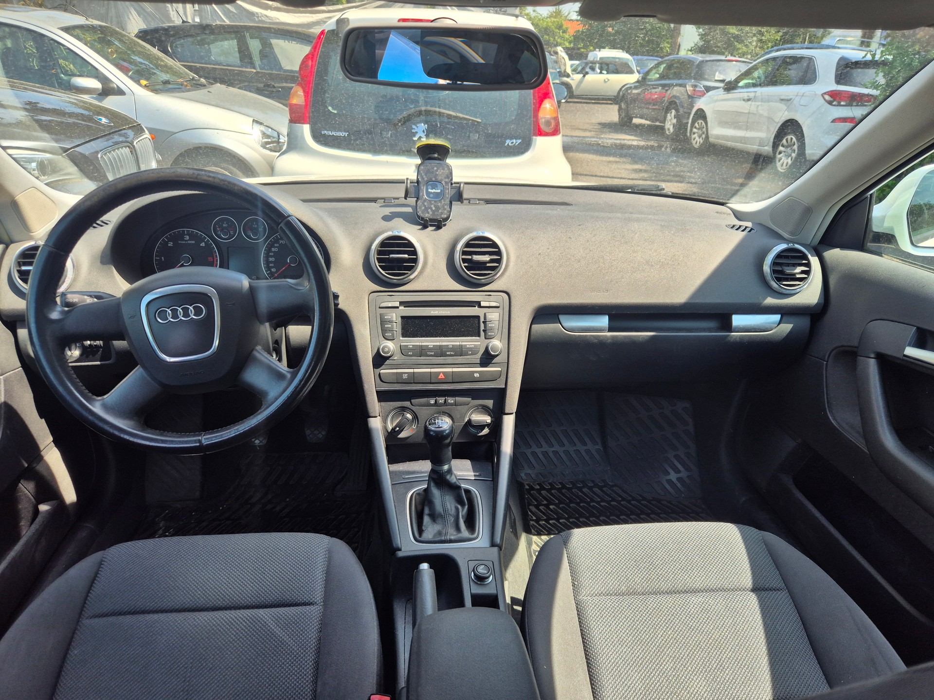 AUDI A3 Sportback 1.9 TDI Attraction-image-5