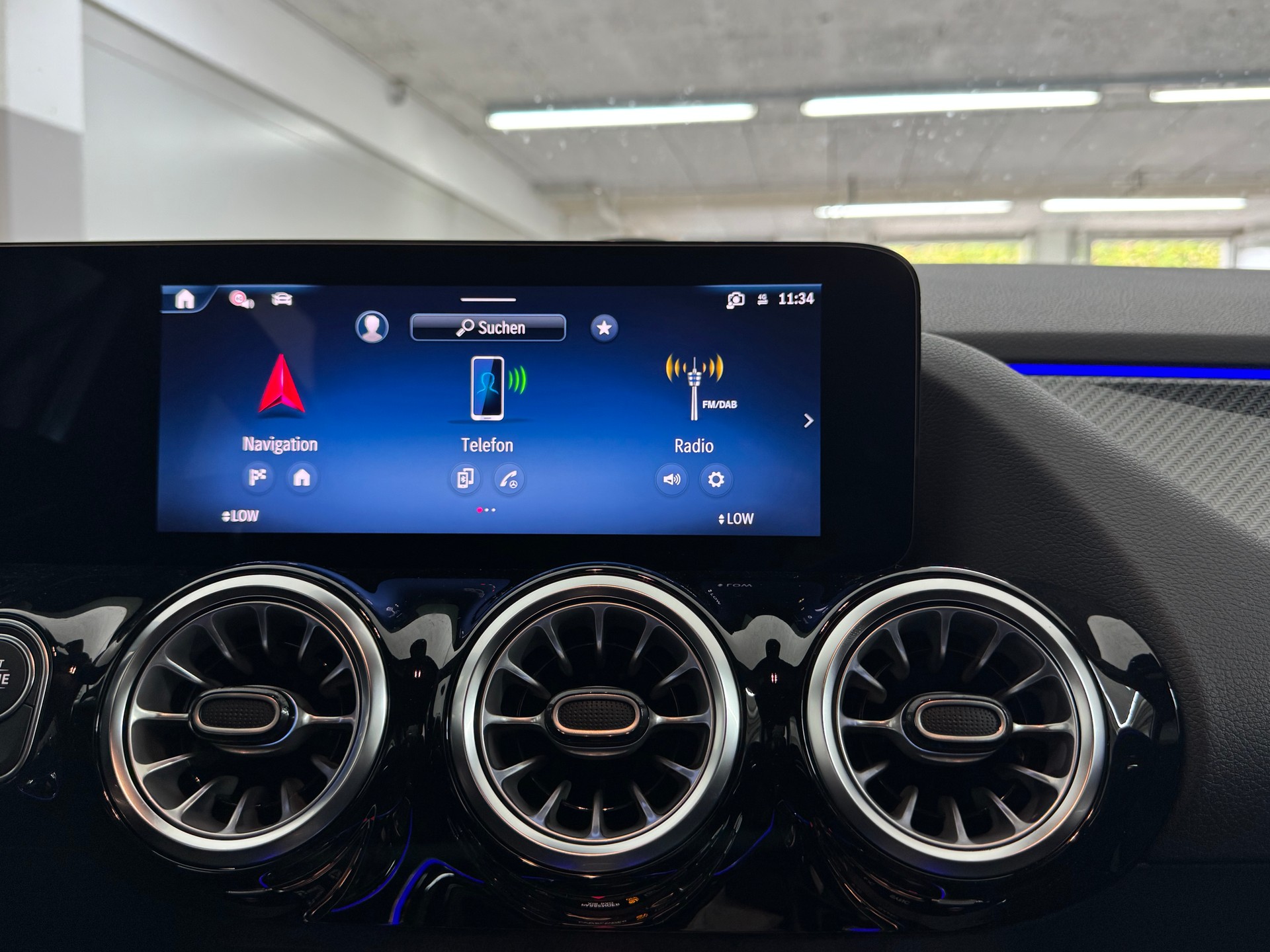 MERCEDES-BENZ GLA 200 Night Star 7G-DCT-image-10
